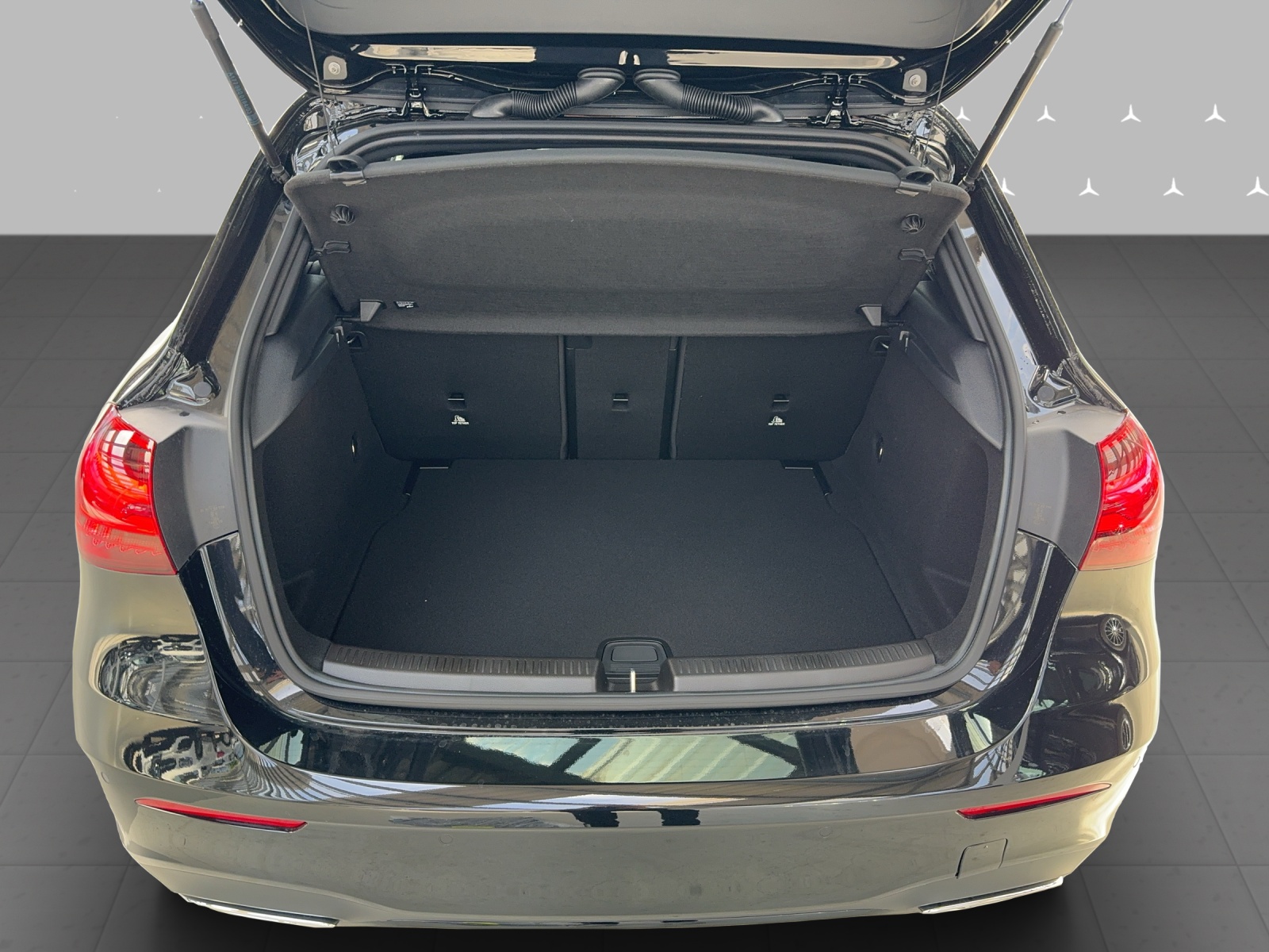 MERCEDES-BENZ A 250 4Matic 8G-DCT-image-7