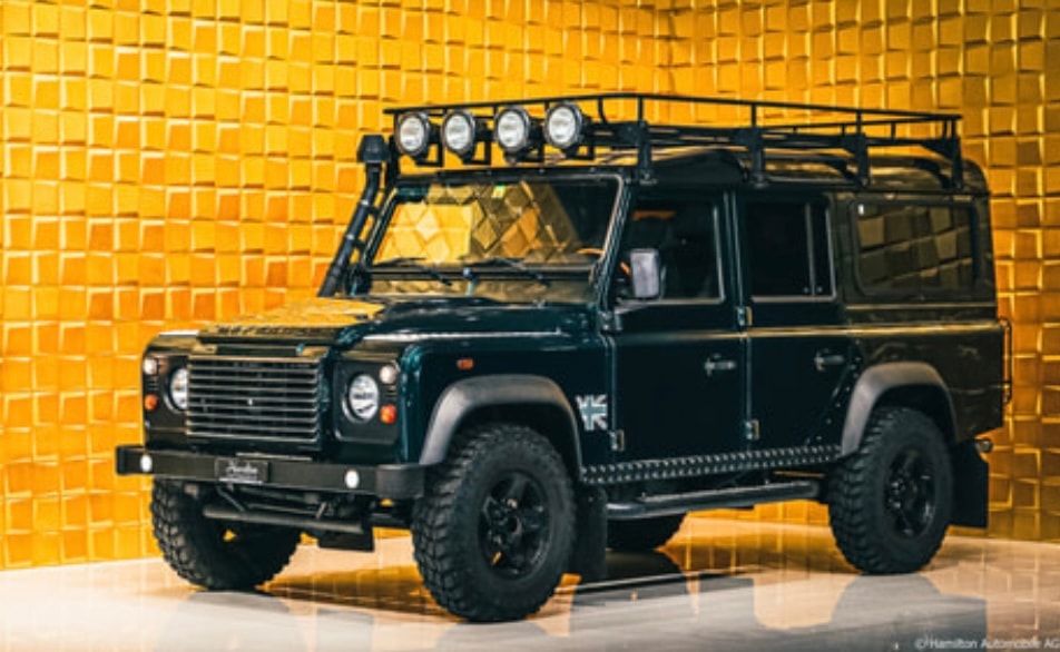LAND ROVER Defender 110 2.2 TD4 Station Wagon SE-image-0