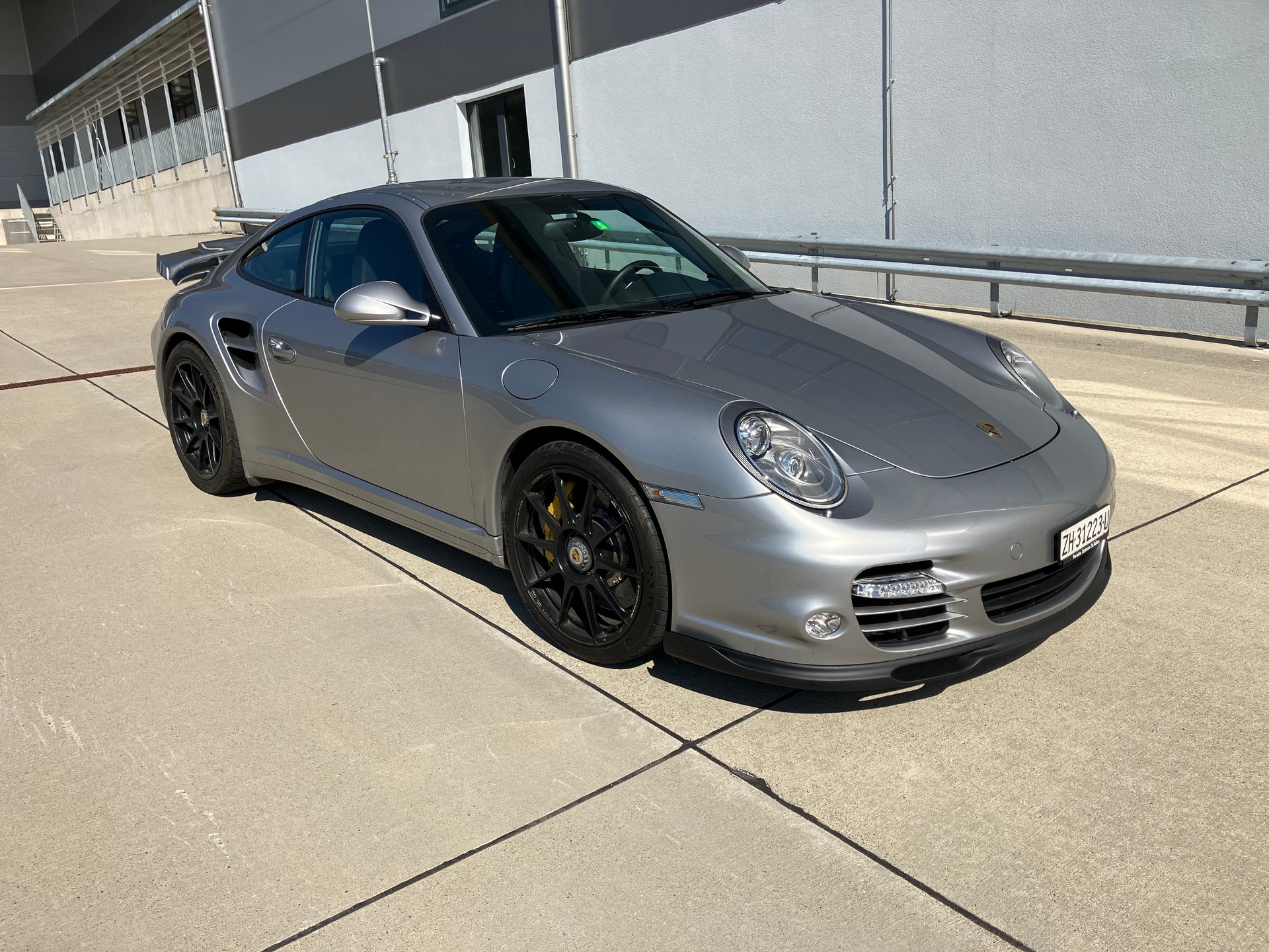 PORSCHE 911 Turbo S PDK-image-7