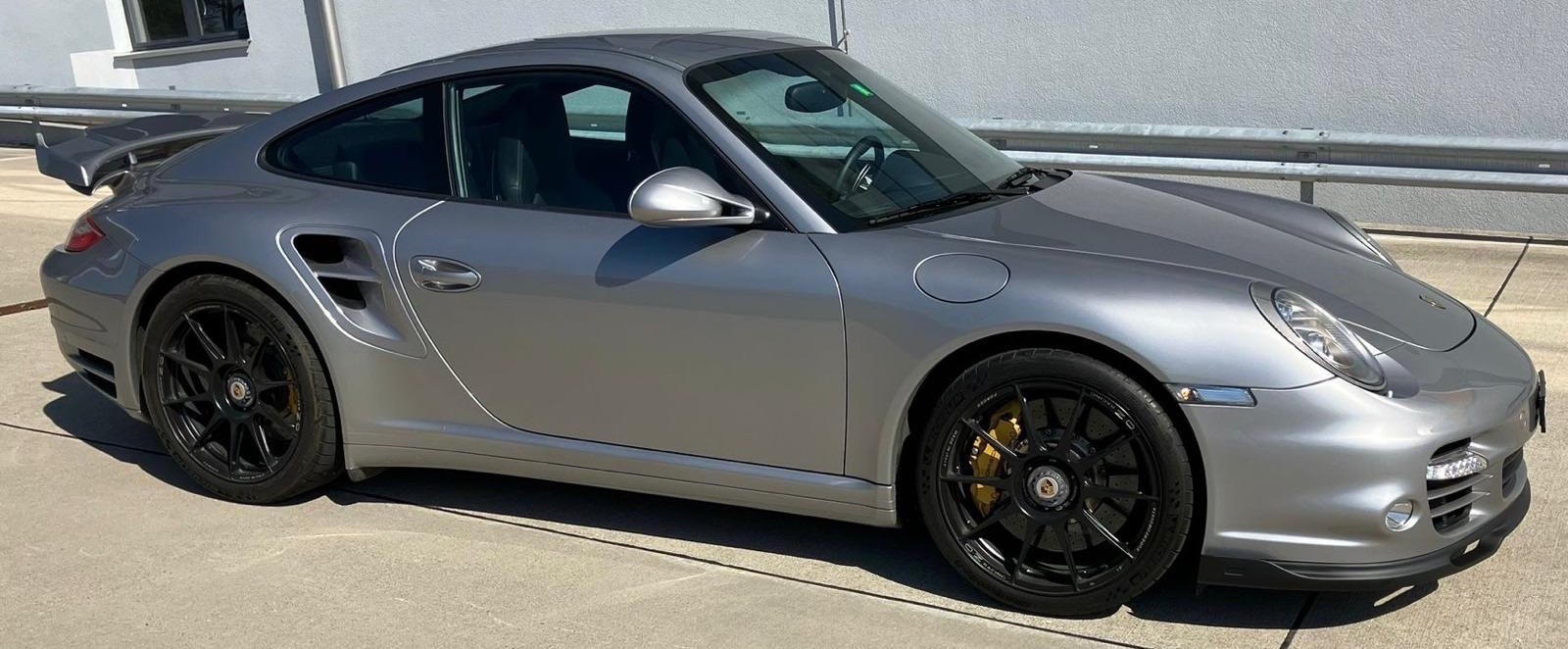 PORSCHE 911 Turbo S PDK-image-0