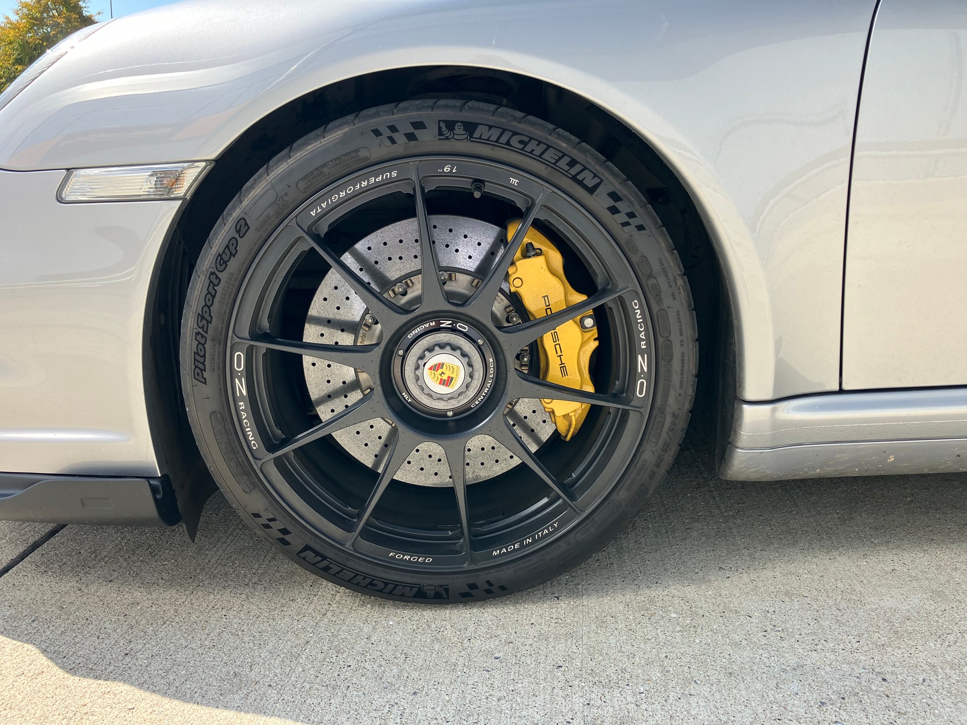 PORSCHE 911 Turbo S PDK-image-2