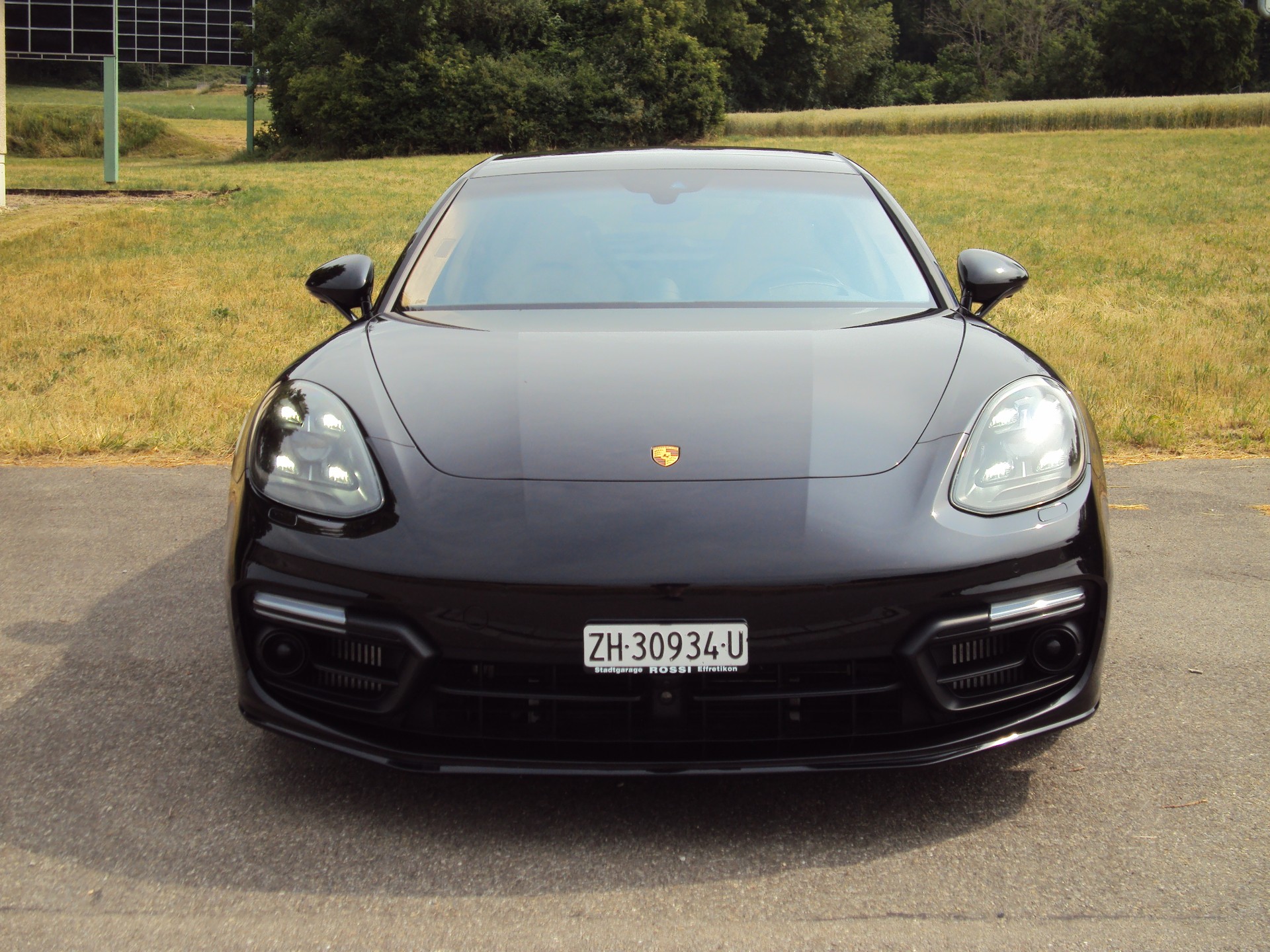 PORSCHE Panamera Turbo S E-Hybrid Sport Turismo PDK-image-2