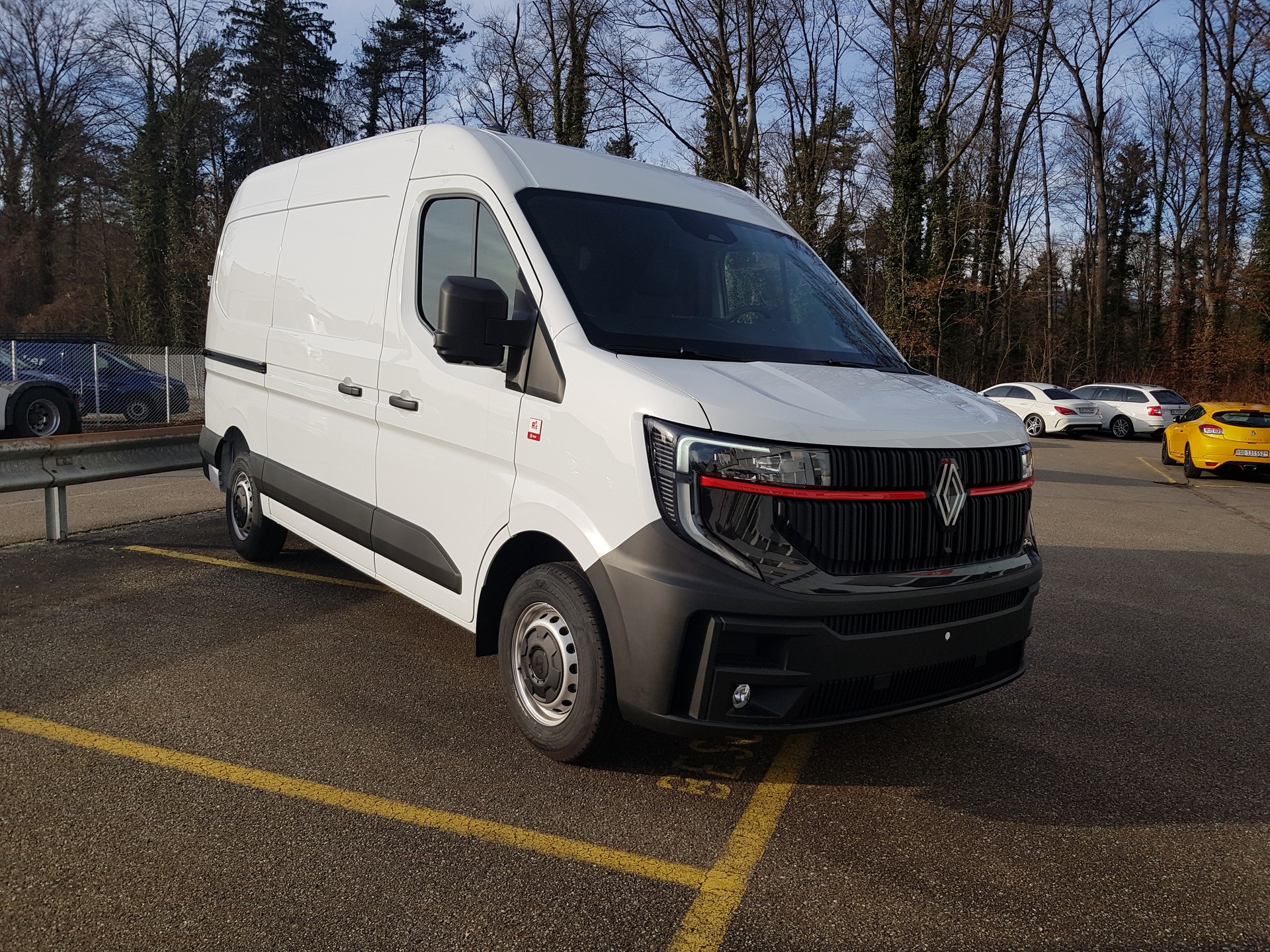 RENAULT Master Red Edition Limited VAN L2H2