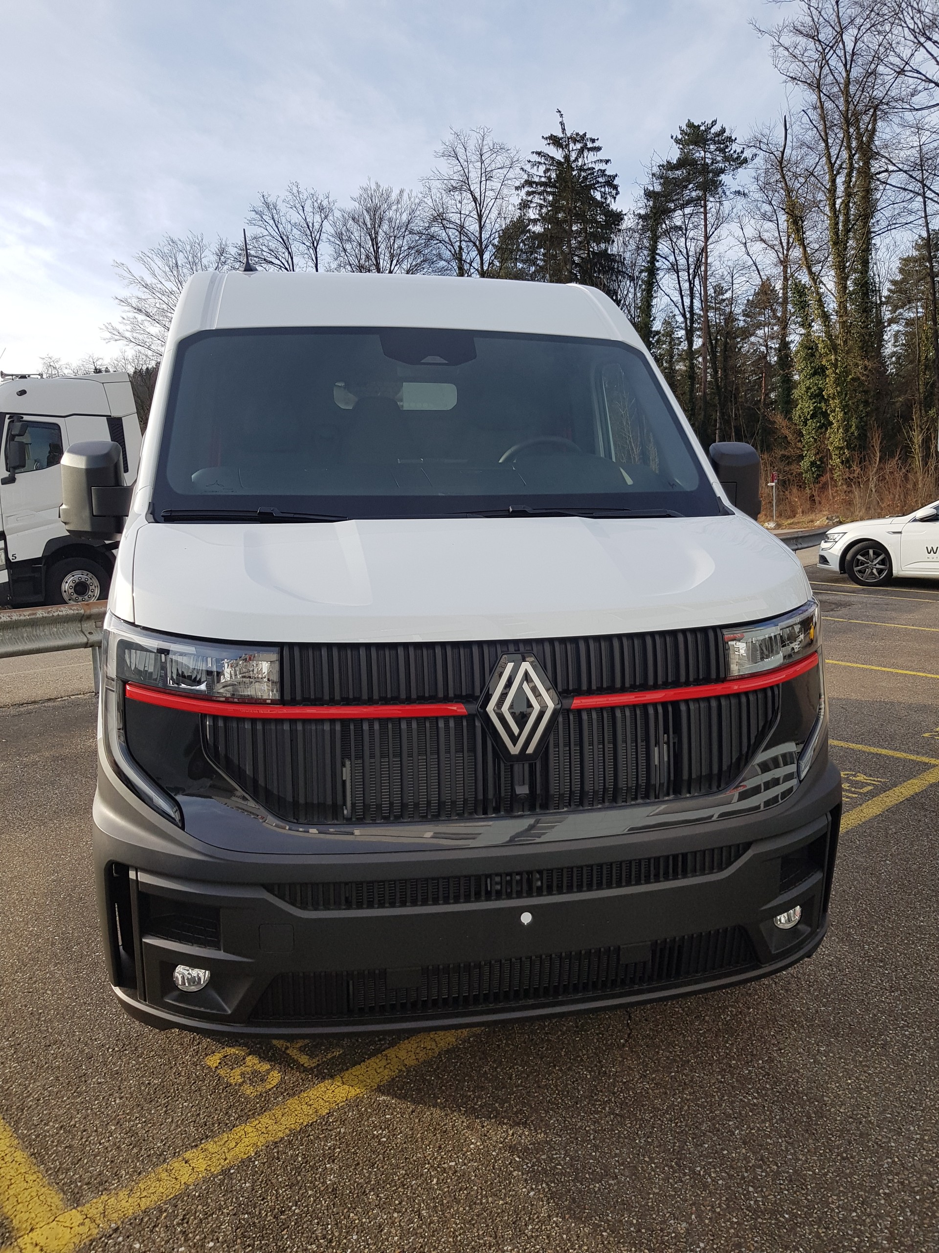 RENAULT Master Red Edition Limited VAN L2H2-image-1