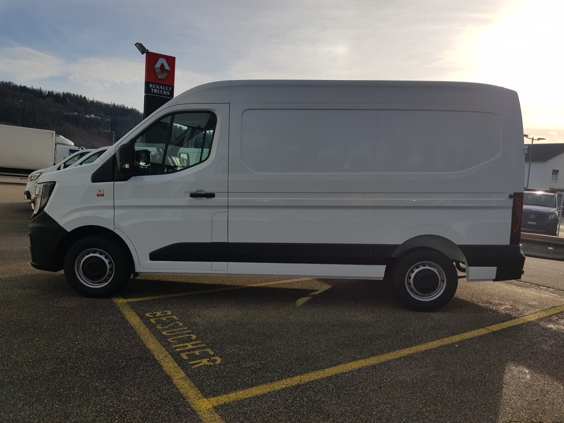 RENAULT Master Red Edition Limited VAN L2H2-image-4