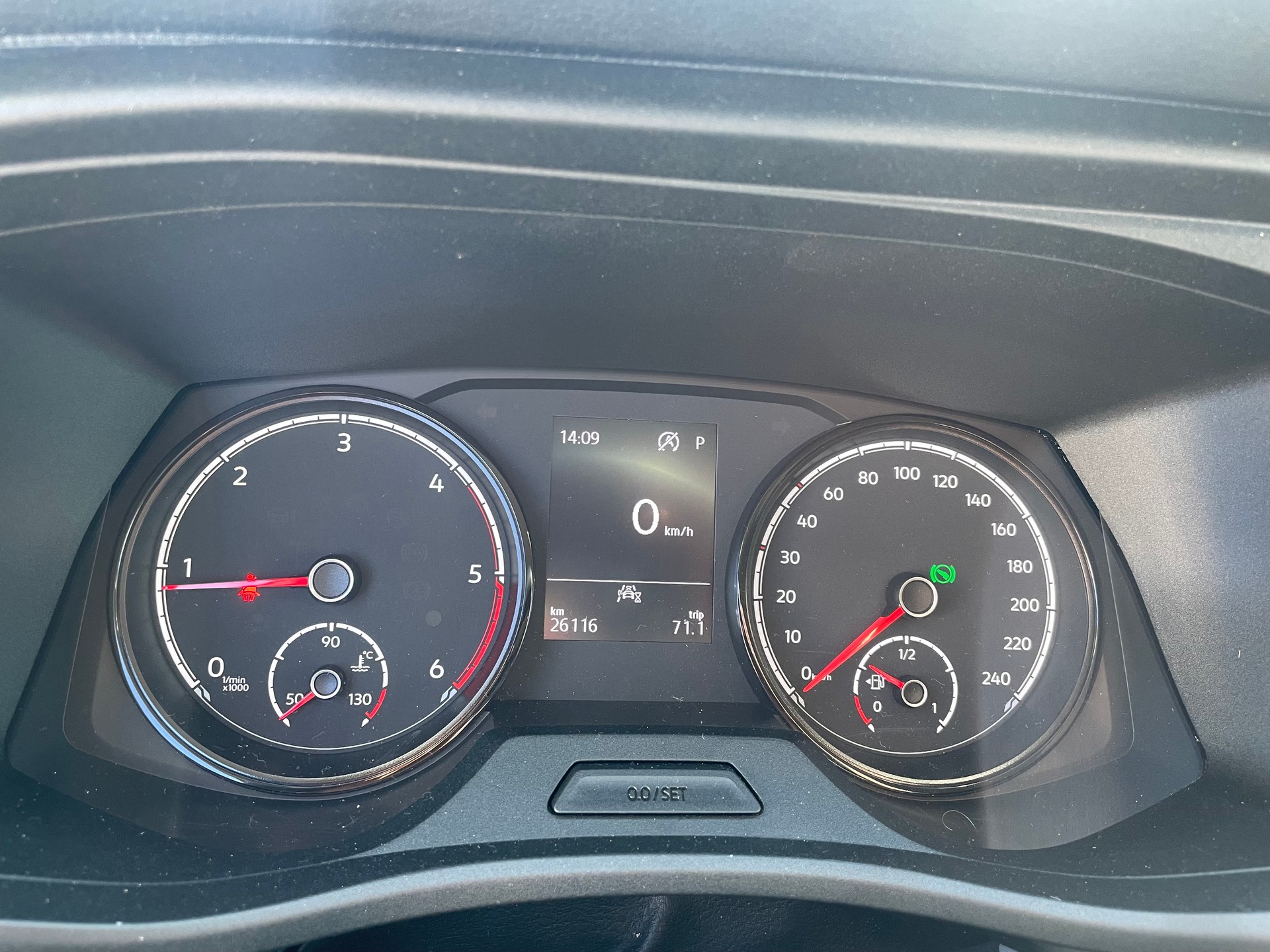 VW T6.1 2.0 TDI A-image-15