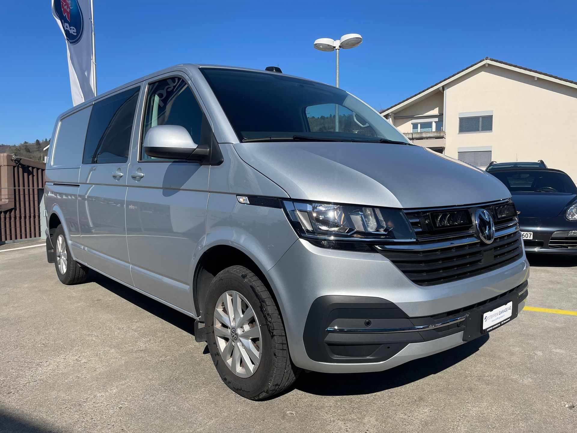 VW T6.1 2.0 TDI A-image-2