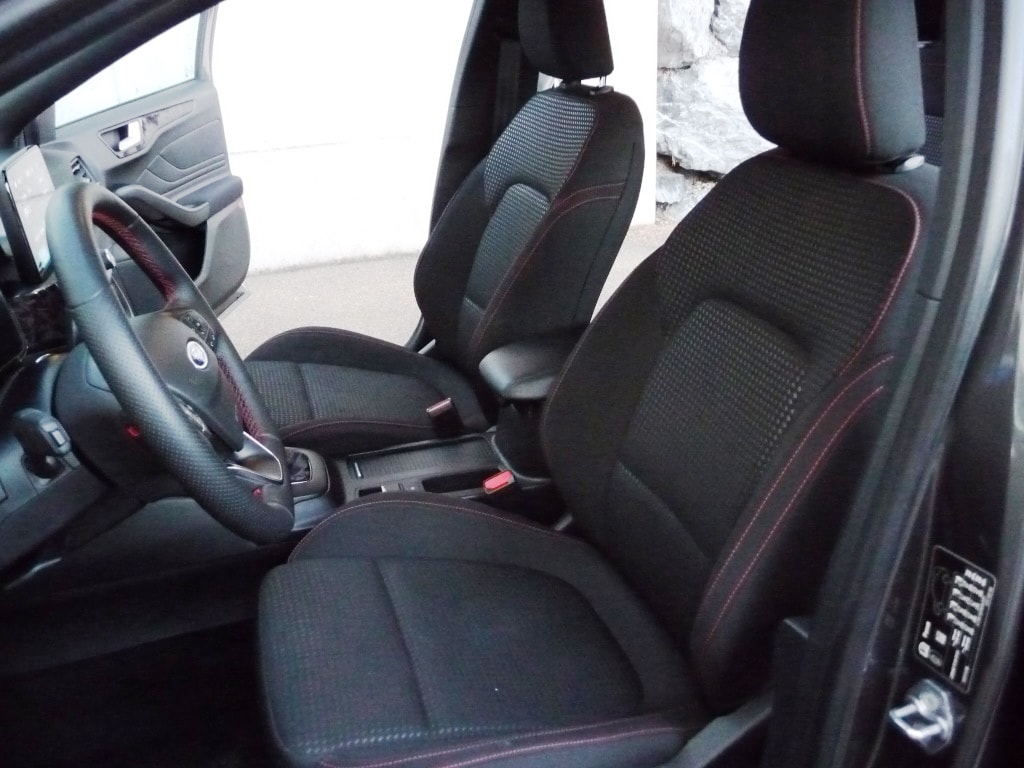 FORD Focus 1.0 MHEV ST-Line Style-image-8