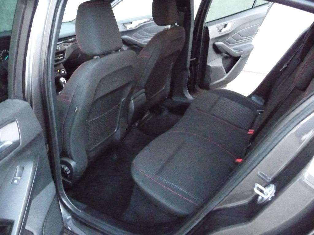FORD Focus 1.0 MHEV ST-Line Style-image-9