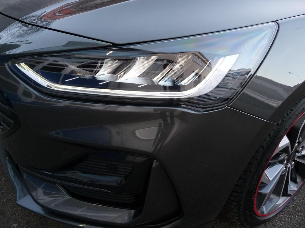 FORD Focus 1.0 MHEV ST-Line Style-image-14