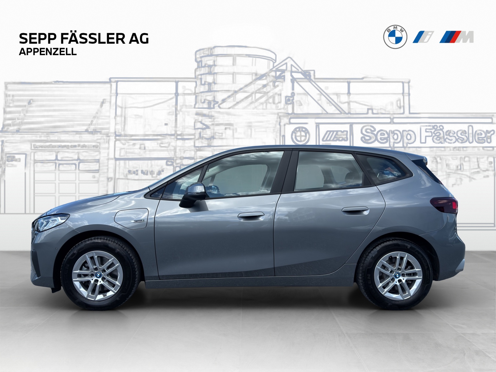 BMW 225e xDrive Active Tourer-image-1