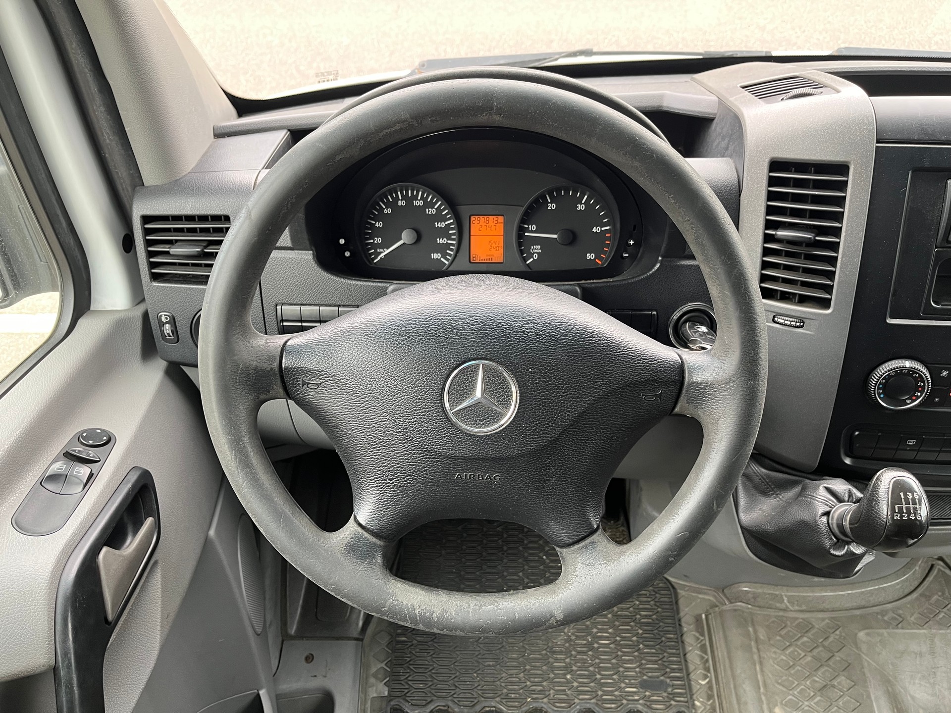 MERCEDES-BENZ Sprinter 313 CDI Standard-image-10