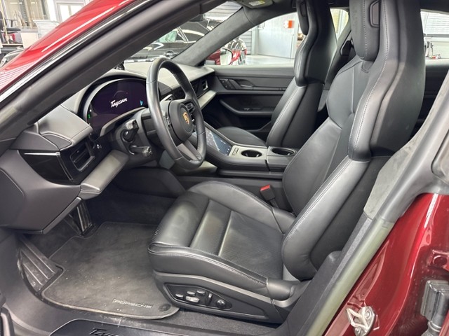 PORSCHE Taycan GTS-image-9
