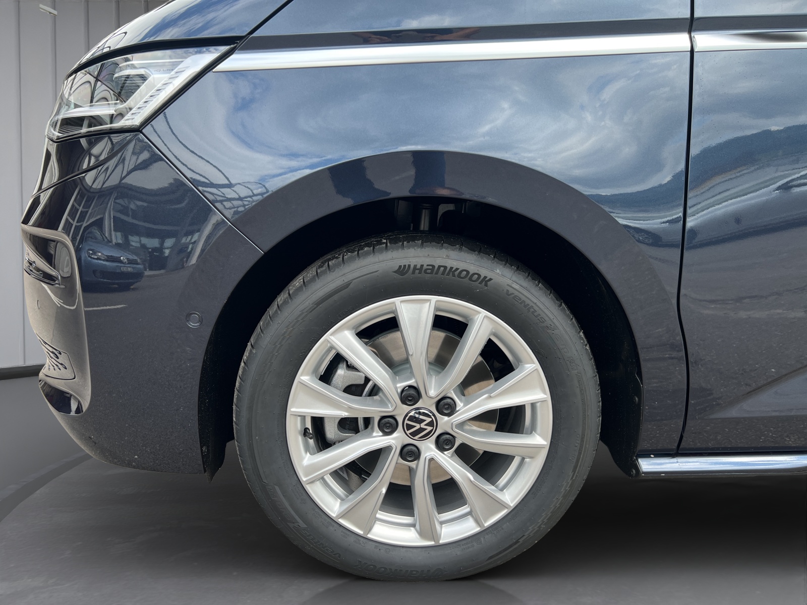 VW Multivan 1.5 eHybrid Style Lang DSG-image-8