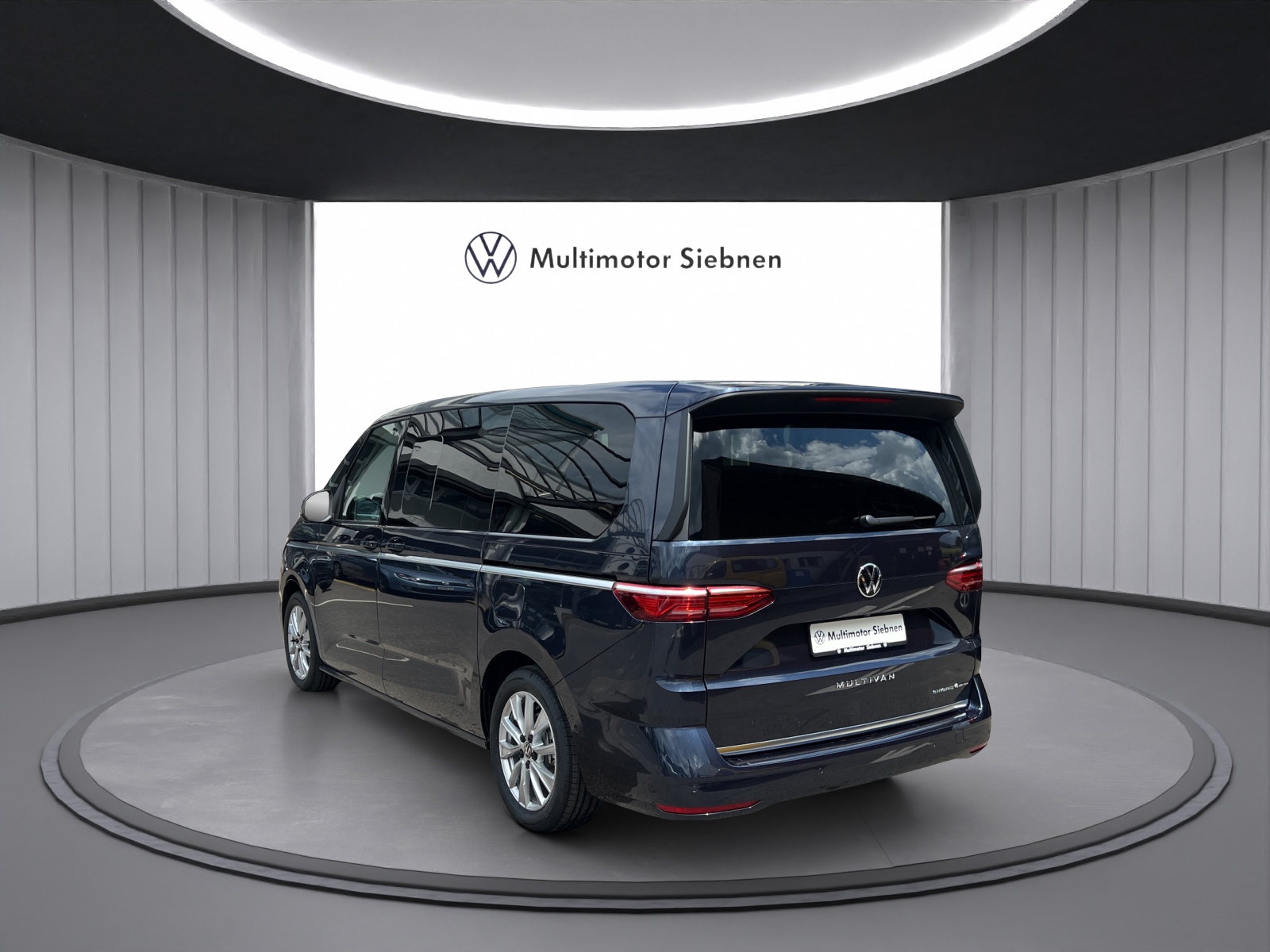 VW Multivan 1.5 eHybrid Style Lang DSG-image-2