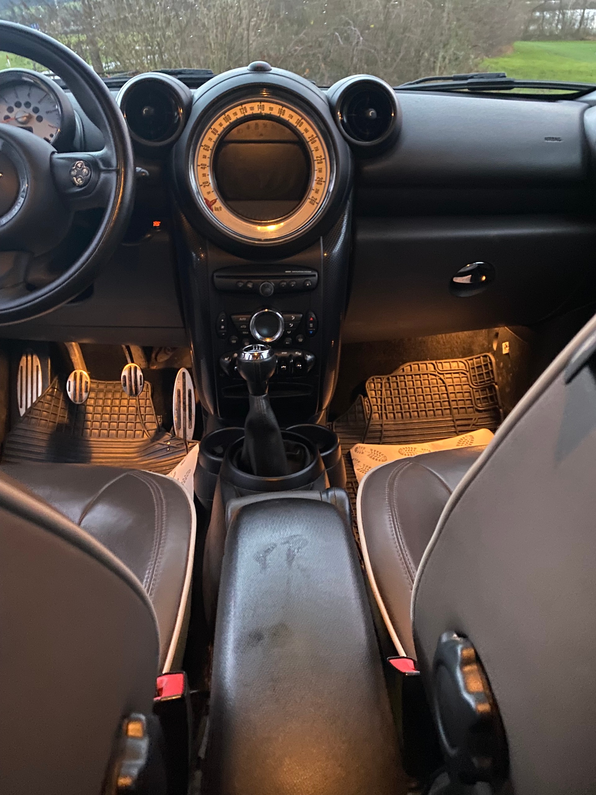 MINI Countryman Cooper SD ALL4 Snowhill-image-11