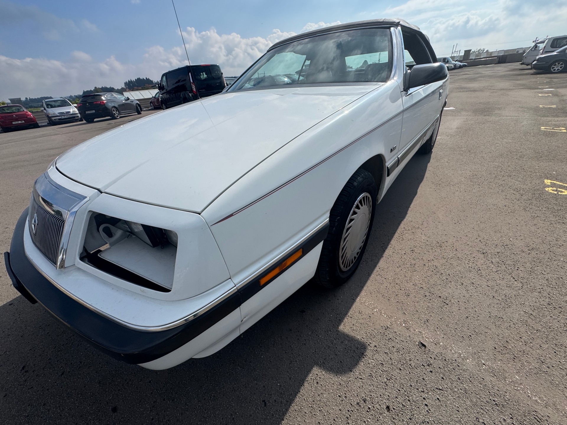 CHRYSLER LE BARON-image-1