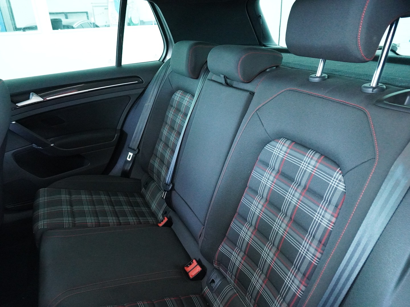 VW Golf 2.0 TSI GTI DSG-image-5