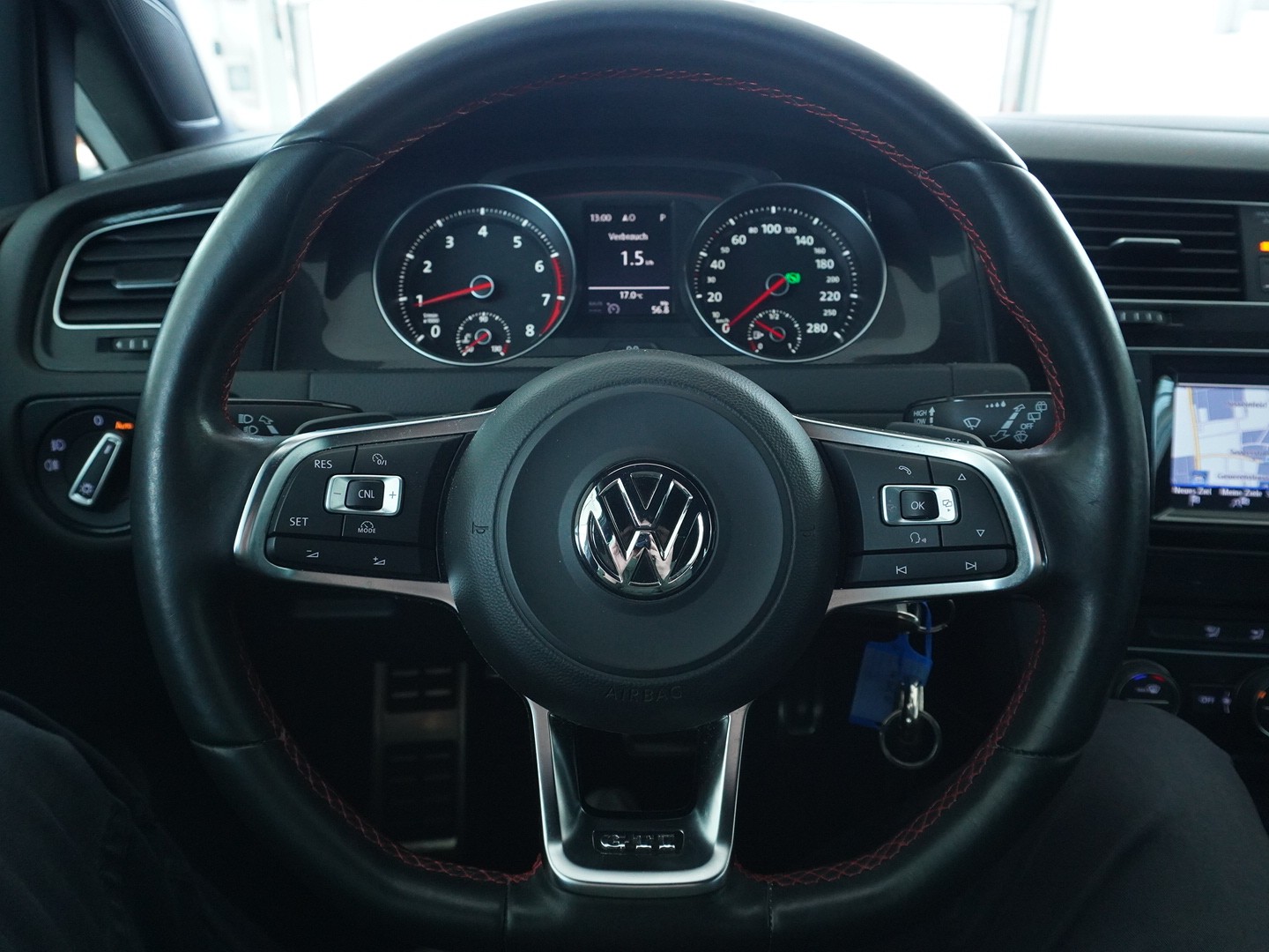 VW Golf 2.0 TSI GTI DSG-image-3