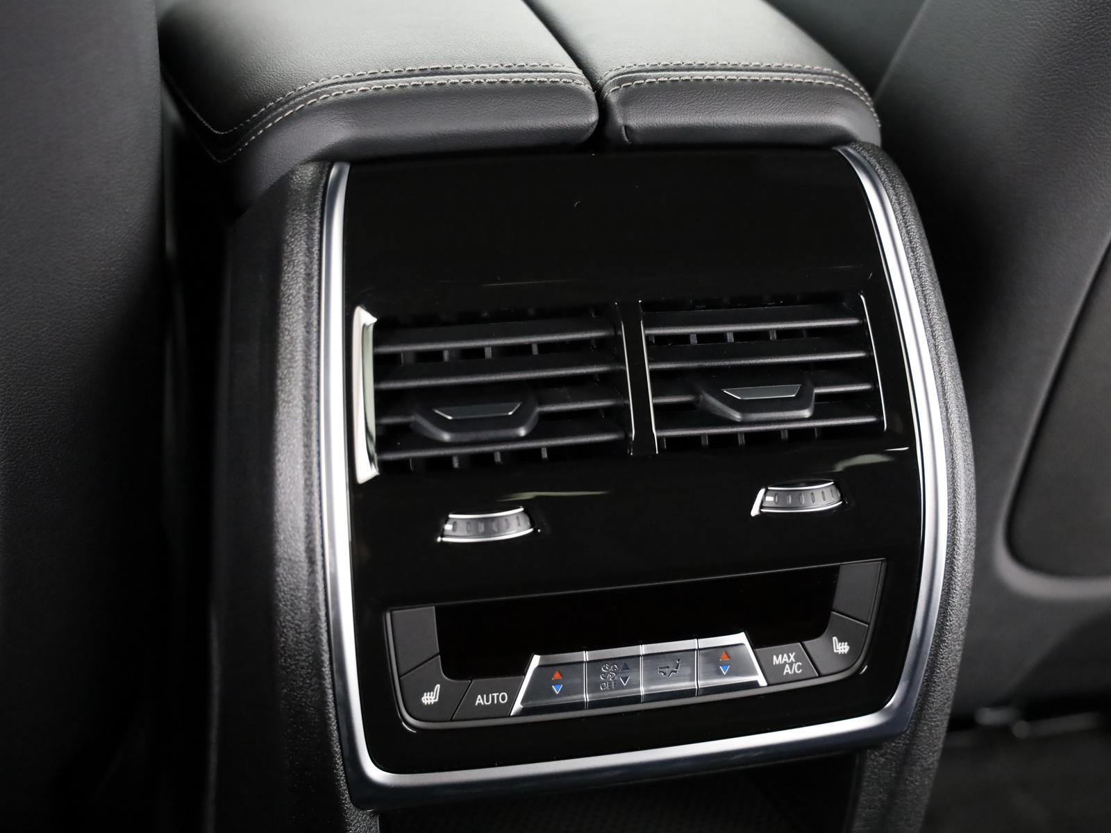 BMW X6 xDrive 48V M60i M Sport Pro Steptronic-image-10