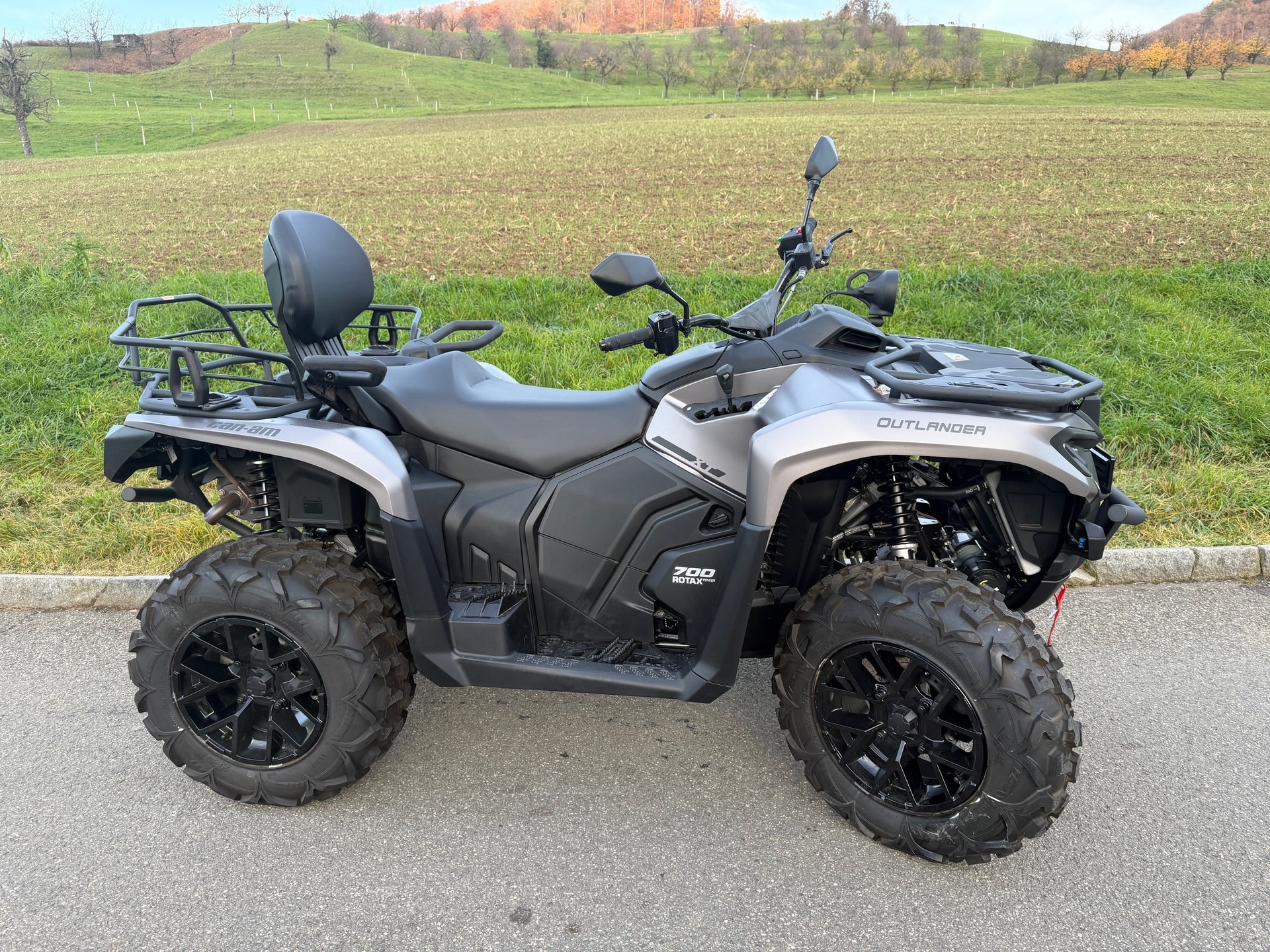 CAN-AM 700 Max XT ABS