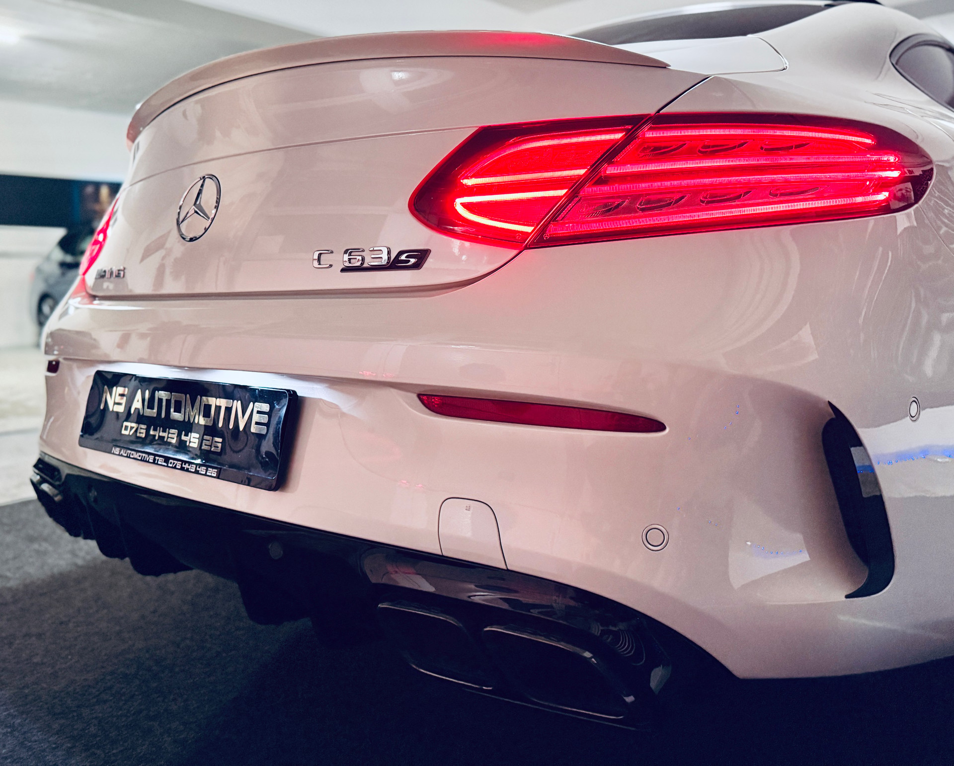MERCEDES-BENZ C 63 S AMG Premium 9G-tronic-image-8