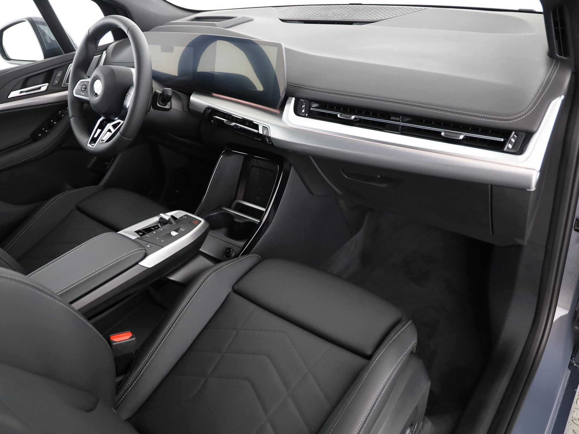 BMW 223d xDrive SDKG Active Tourer-image-13
