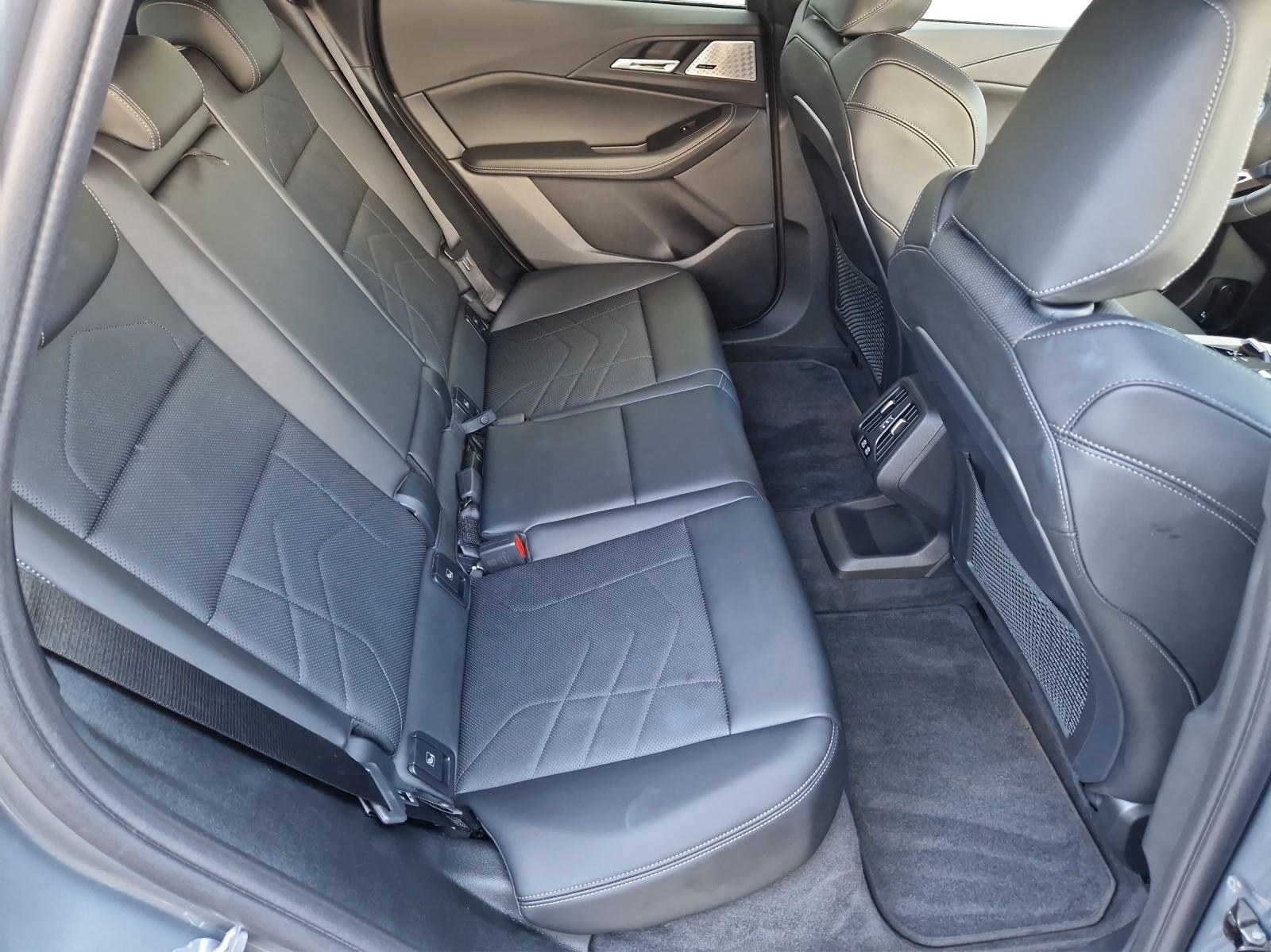 BMW 230e xDrive Active Tourer M Sport-image-18