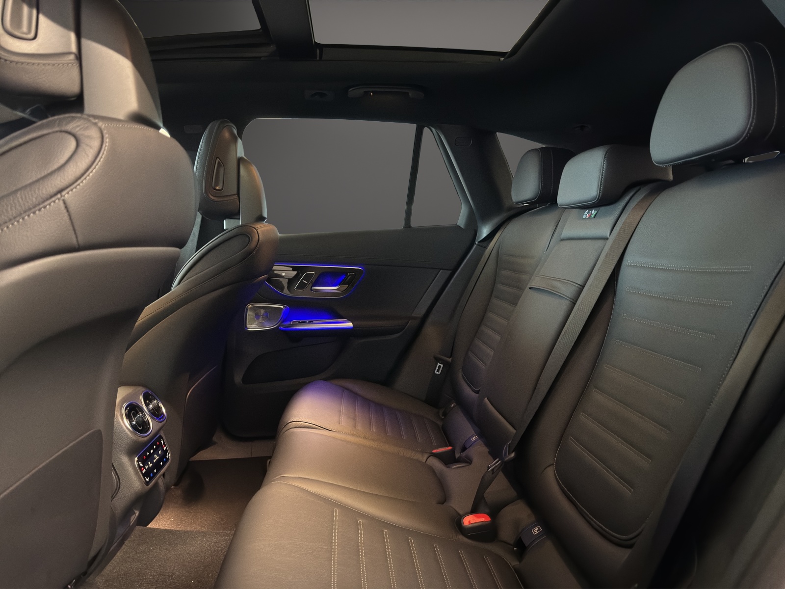 MERCEDES-BENZ GLC 300 de 4M EQ Star AMG Line-image-11