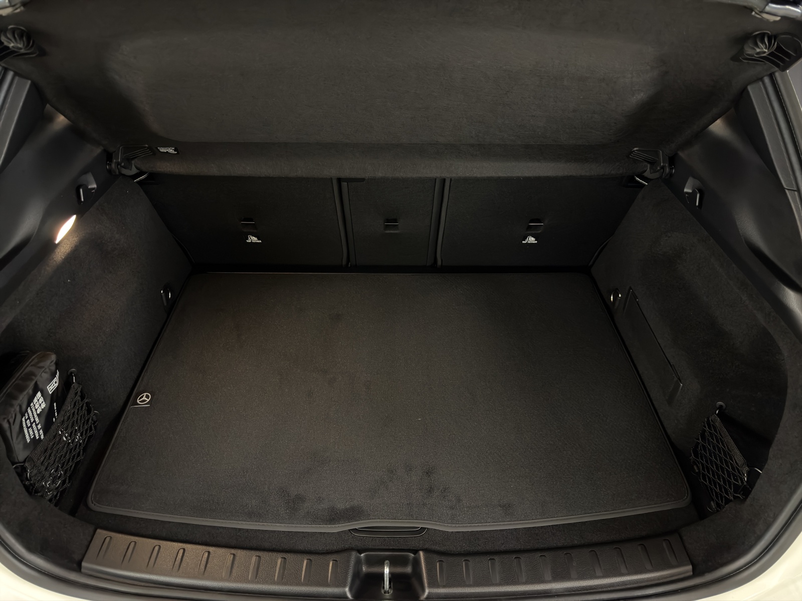 MERCEDES-BENZ GLA AMG 35 4Matic 8G-DCT-image-15