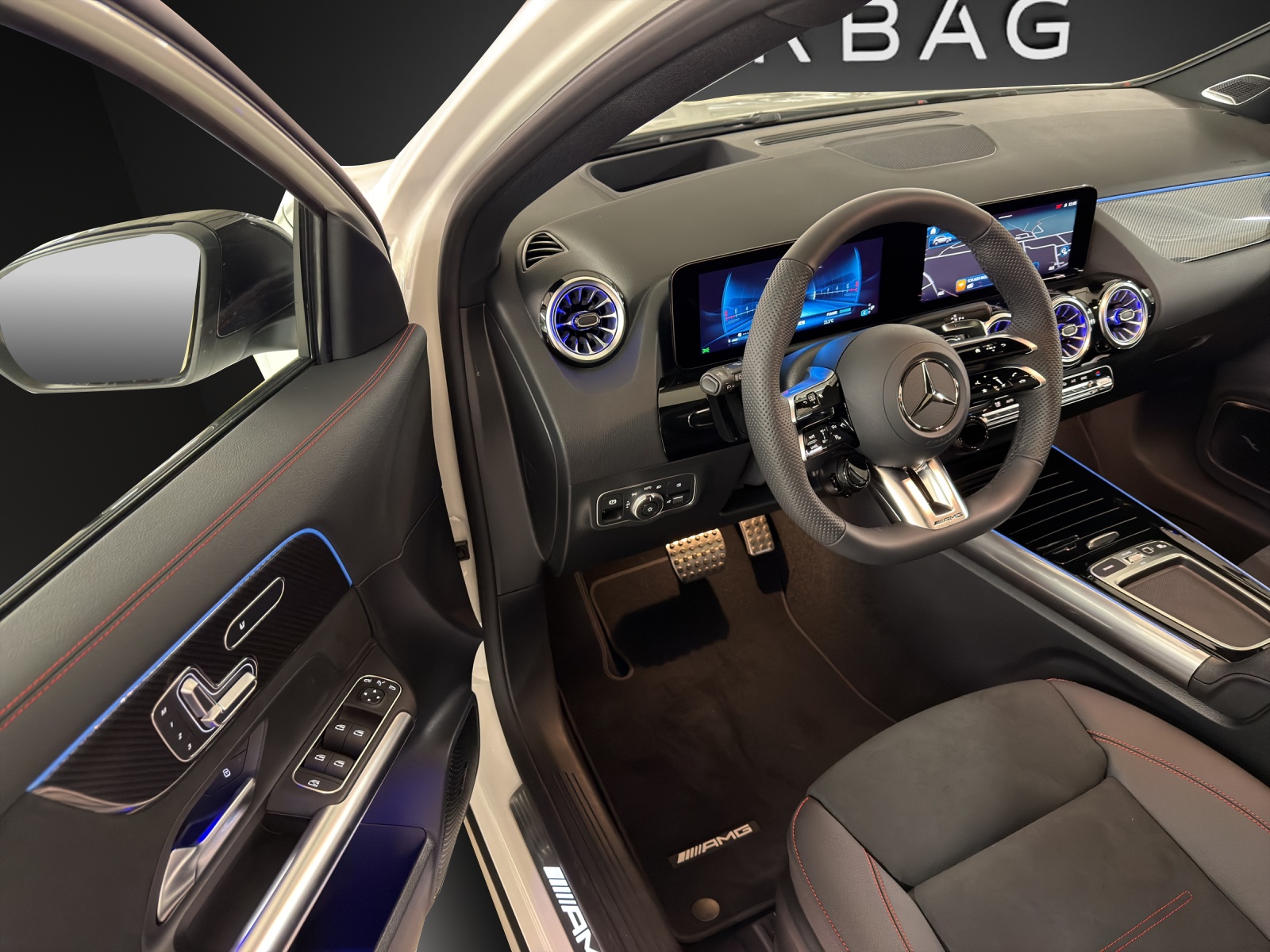 MERCEDES-BENZ GLA AMG 35 4Matic 8G-DCT-image-11