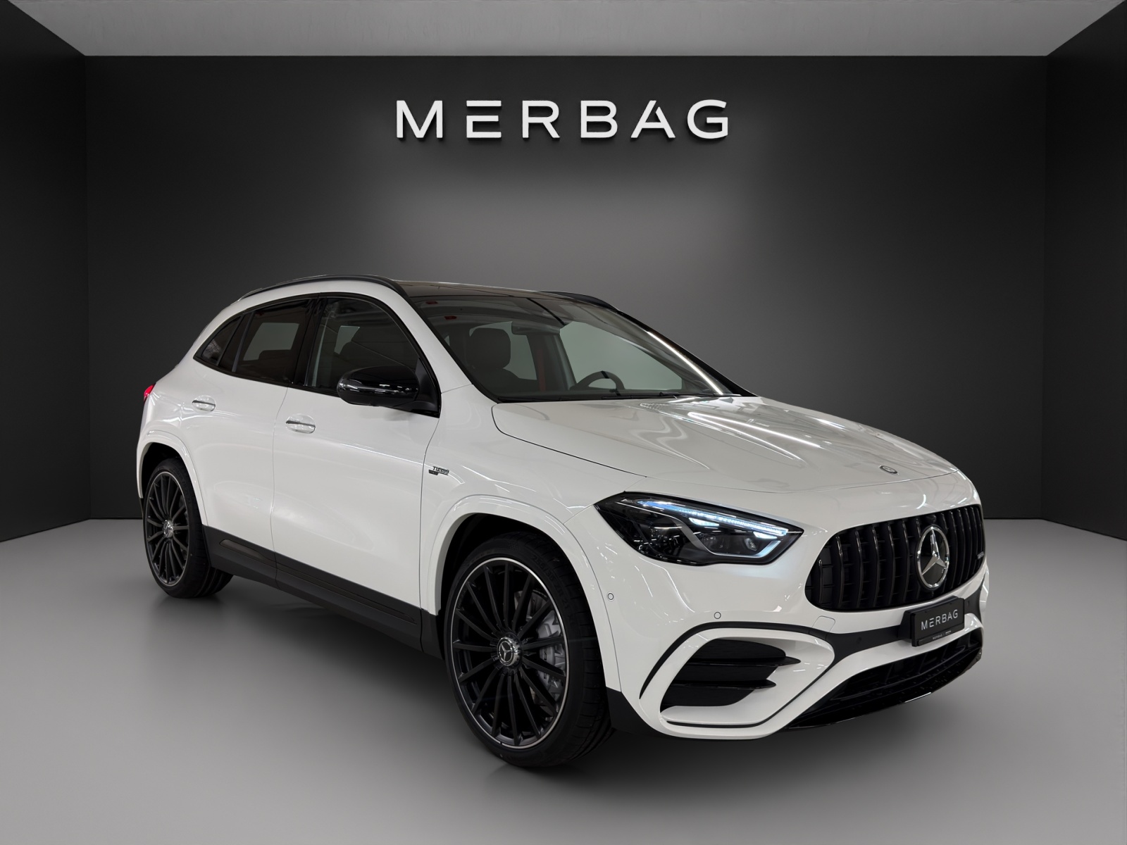 MERCEDES-BENZ GLA AMG 35 4Matic 8G-DCT-image-0
