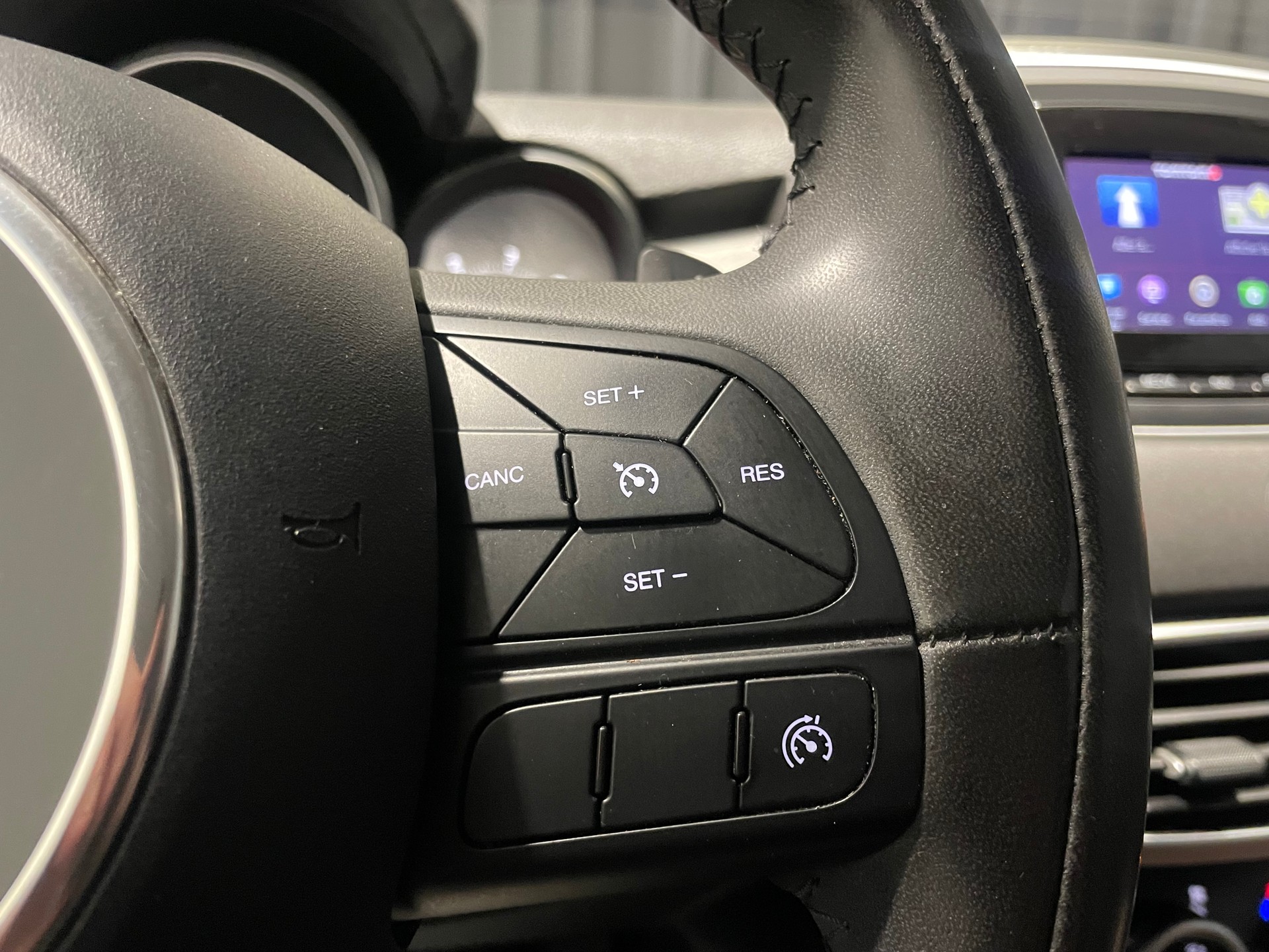 FIAT 500X 2.0 MJ Cross 4x4 Automatic (48)-image-11