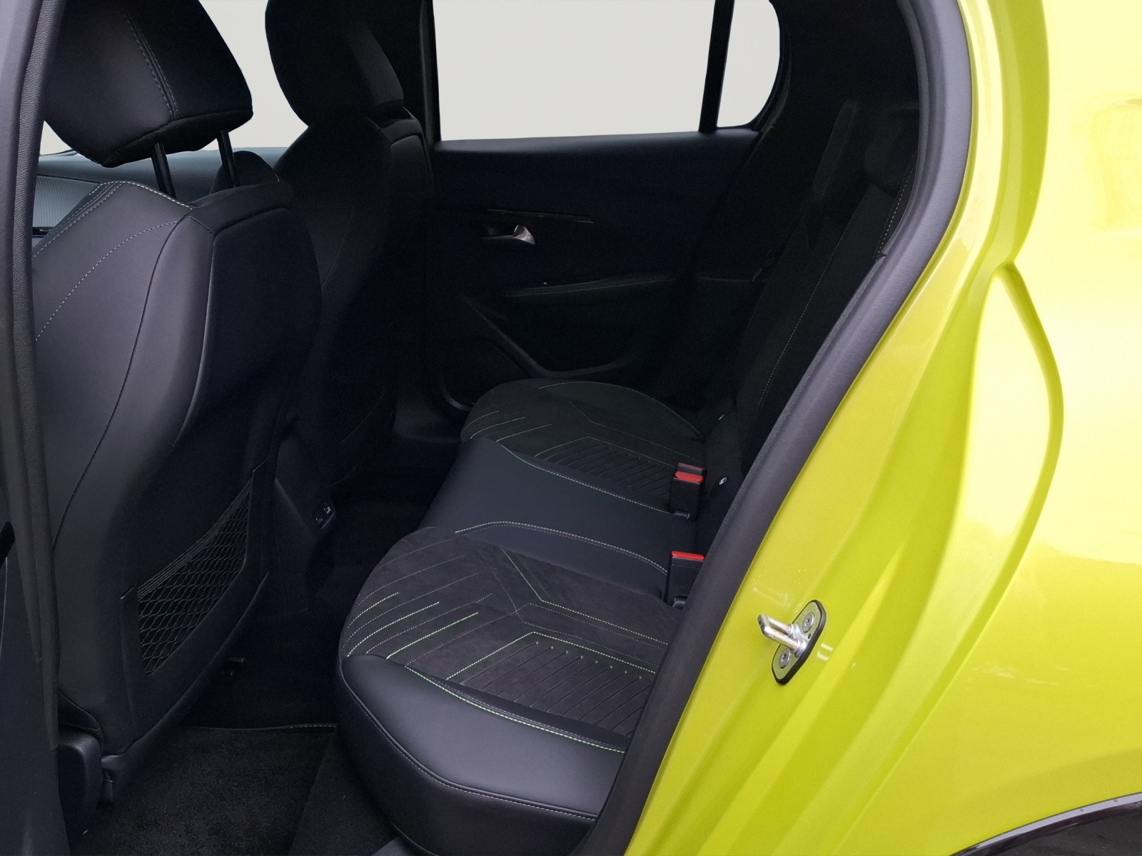 PEUGEOT 208 NEW Elektrik 115kW GT-image-8