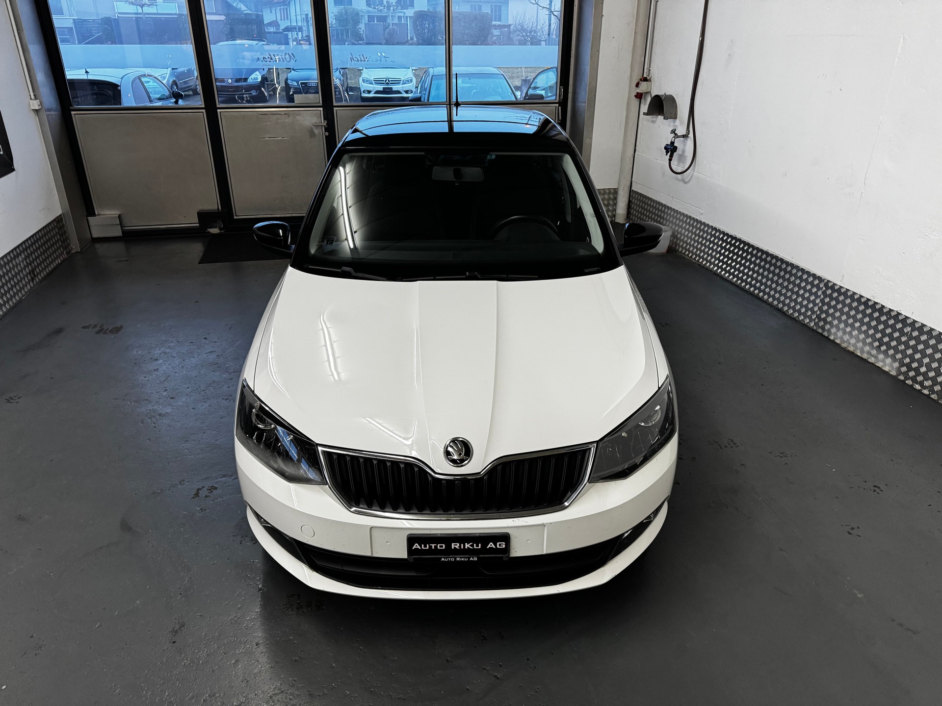 SKODA Fabia 1.2 TSI Ambition-image-2