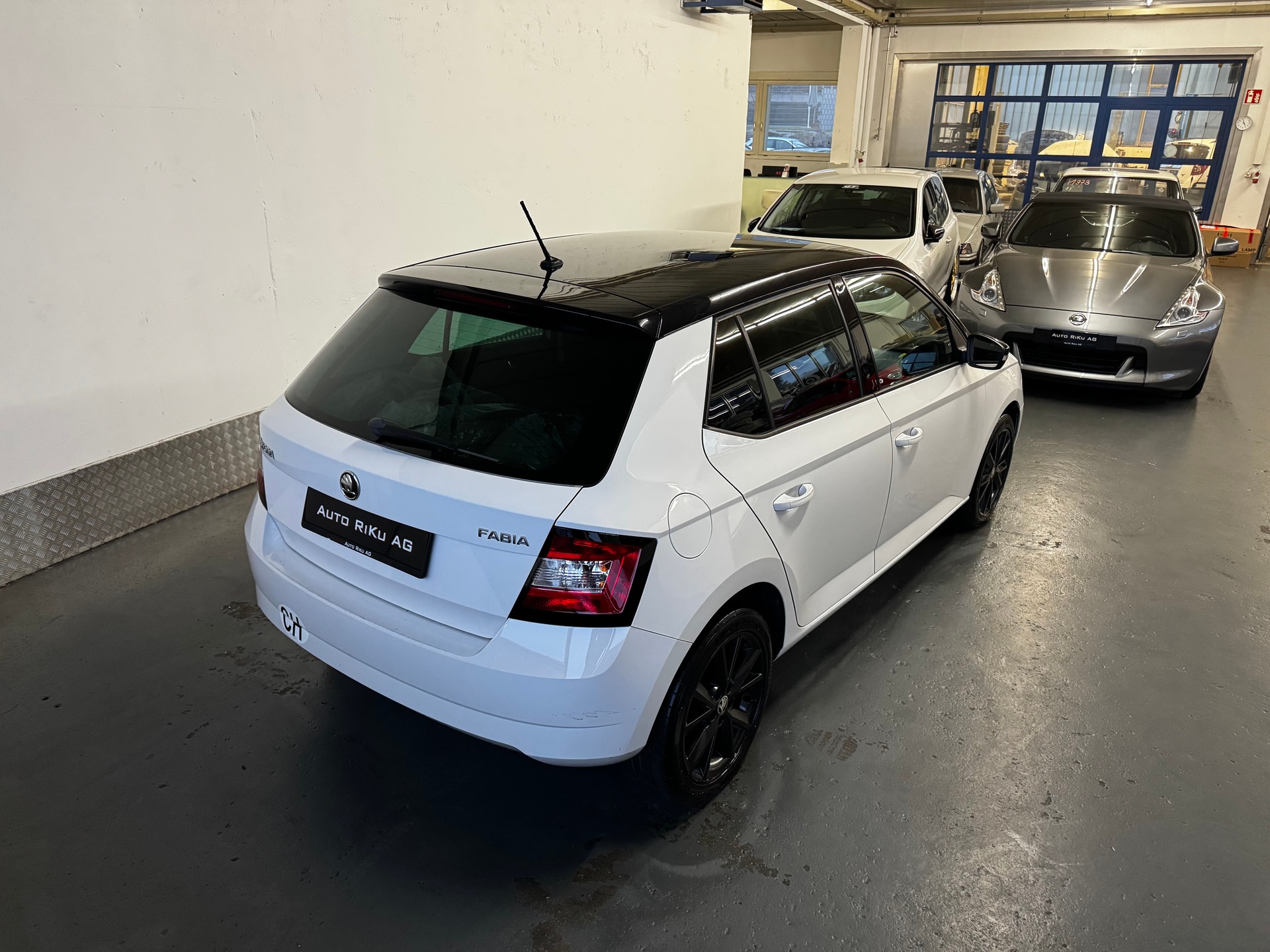 SKODA Fabia 1.2 TSI Ambition-image-7