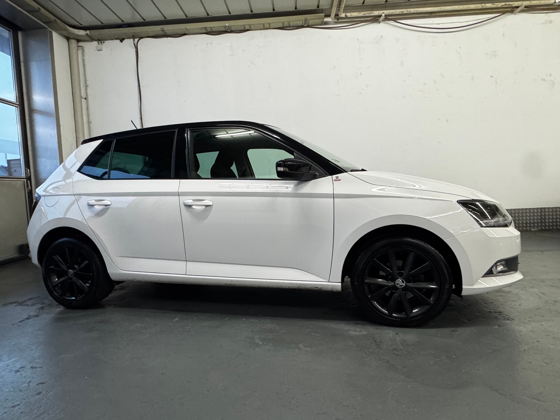 SKODA Fabia 1.2 TSI Ambition-image-6