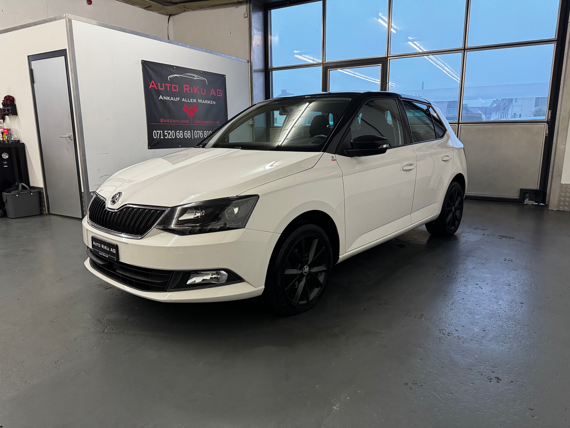 SKODA Fabia 1.2 TSI Ambition-image-5