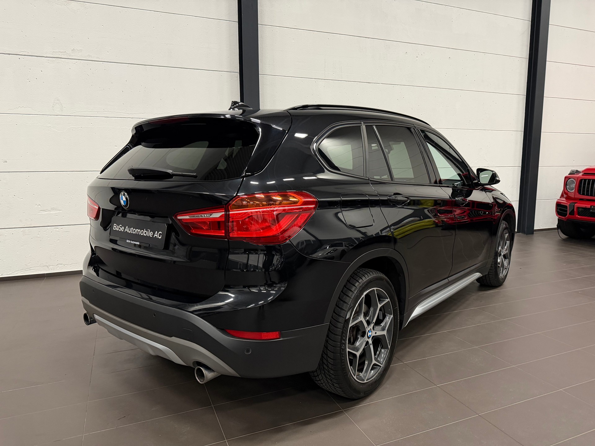 BMW X1 xDrive 25i xLine Steptronic-image-11