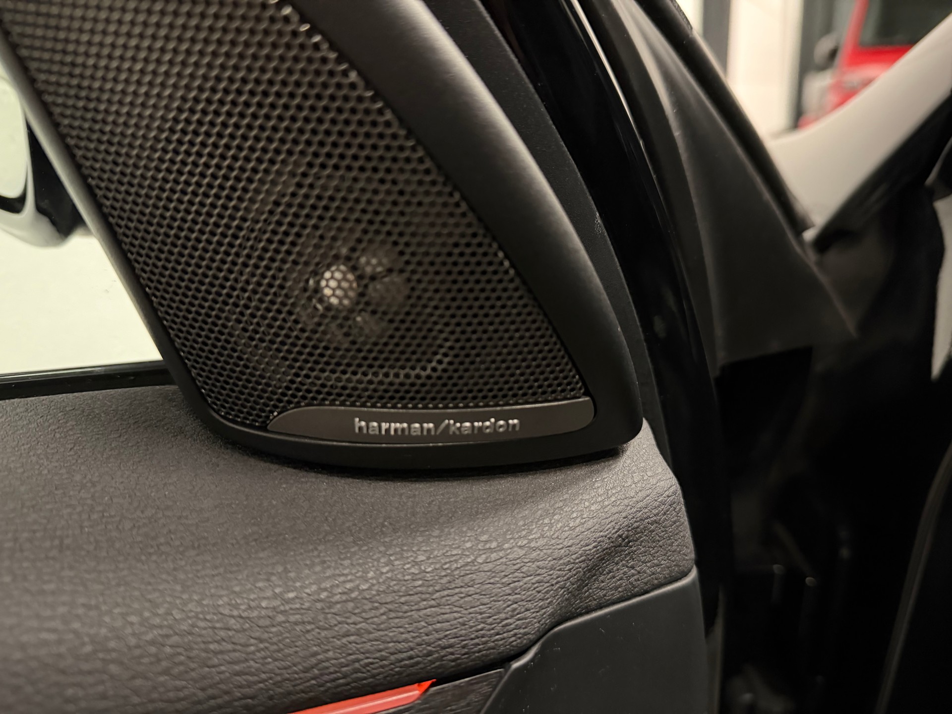 BMW X1 xDrive 25i xLine Steptronic-image-28