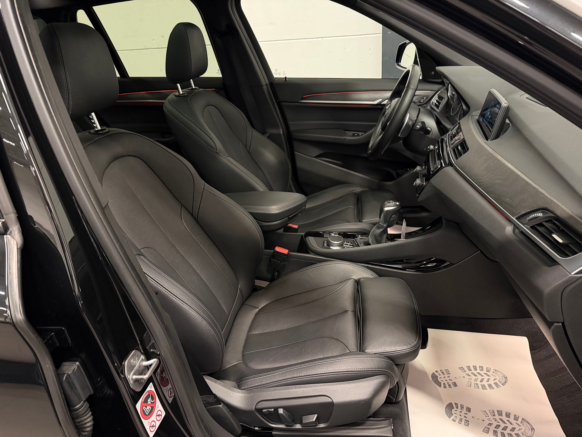 BMW X1 xDrive 25i xLine Steptronic-image-19