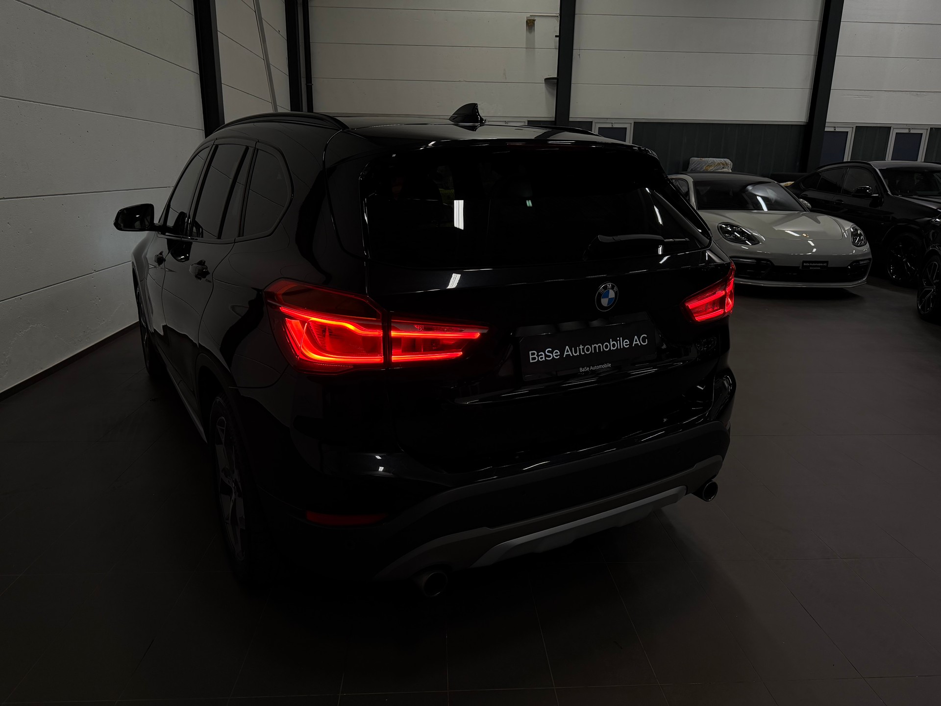 BMW X1 xDrive 25i xLine Steptronic-image-15