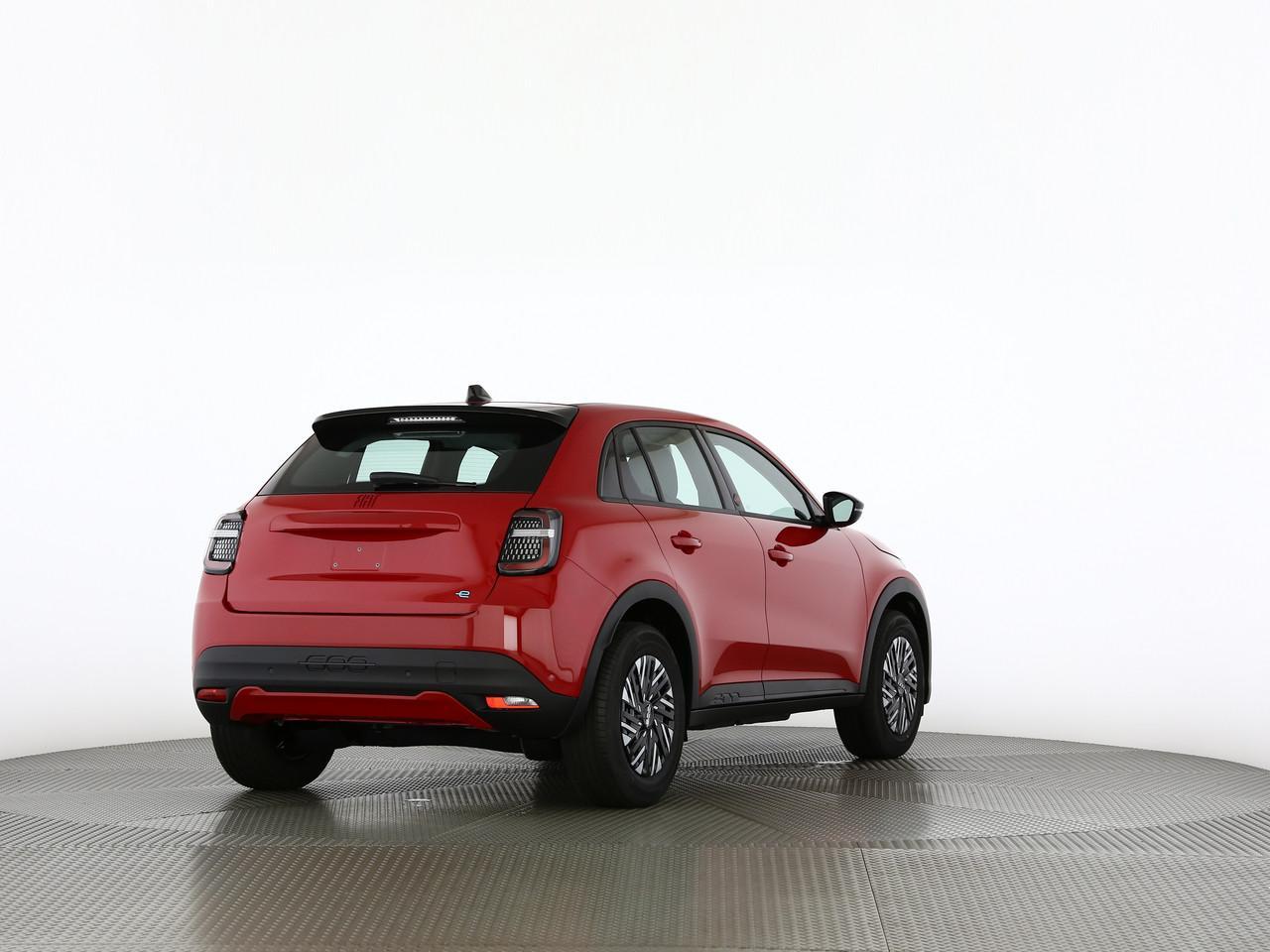 FIAT 600 Red-showroom-element-1