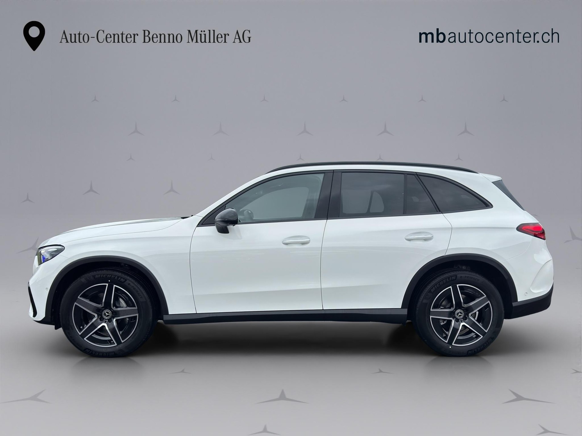 MERCEDES-BENZ GLC 220 d AMG Line 4matic-image-2