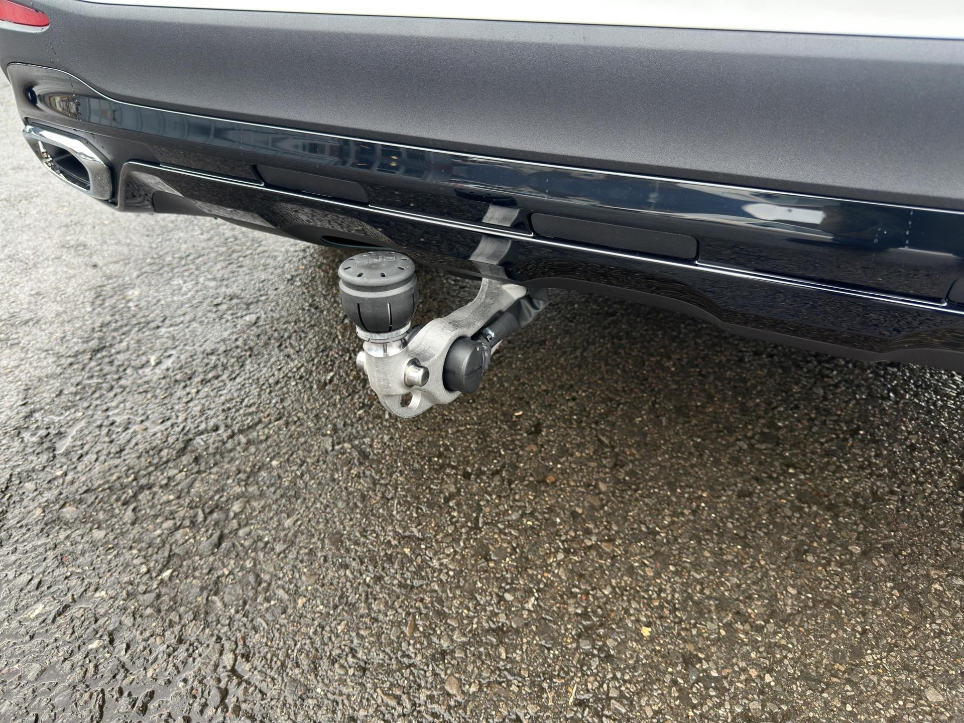 MERCEDES-BENZ GLC 220 d AMG Line 4matic-image-19