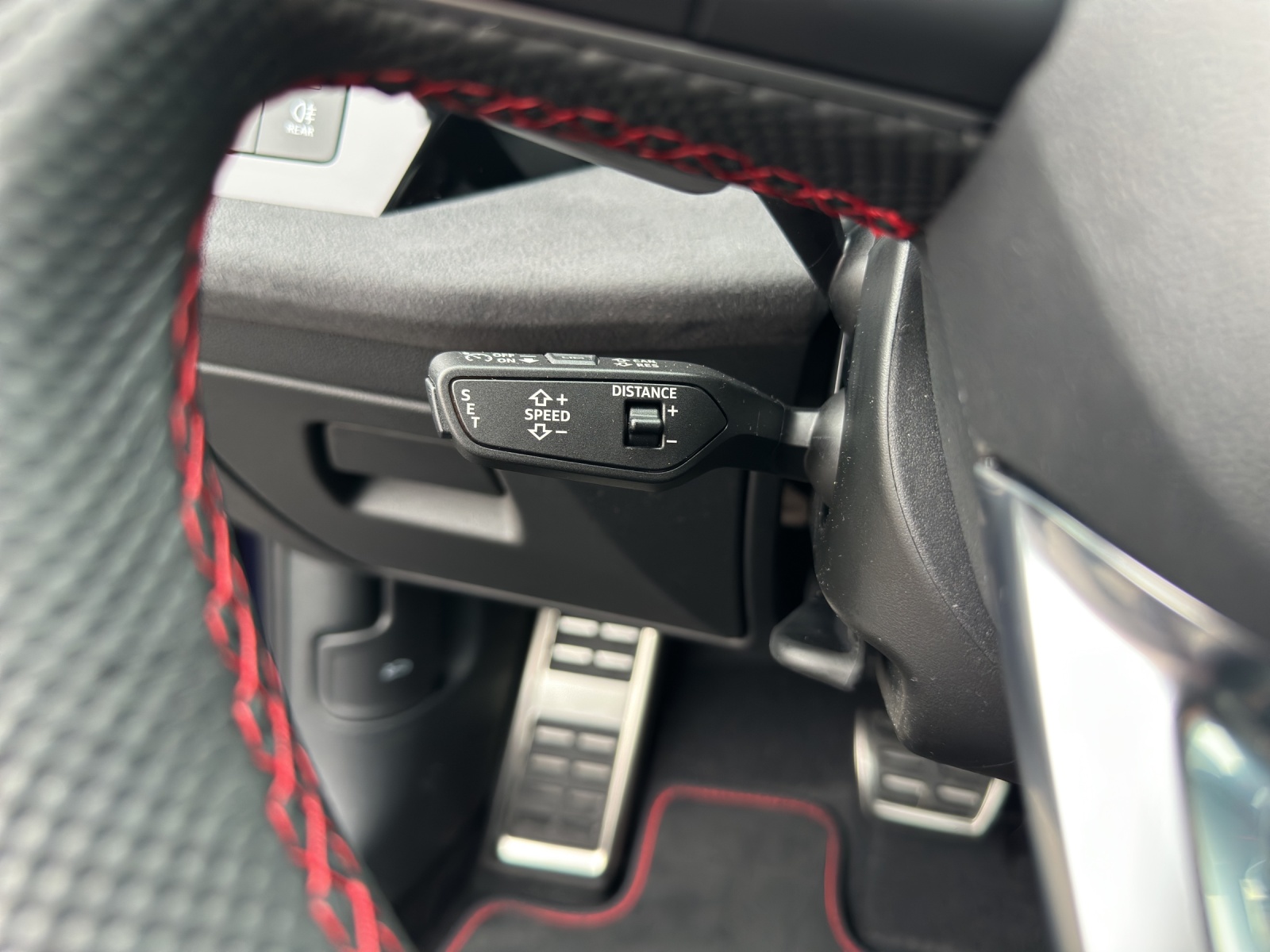 AUDI S3 Sportback TFSI quattro S-tronic-image-15