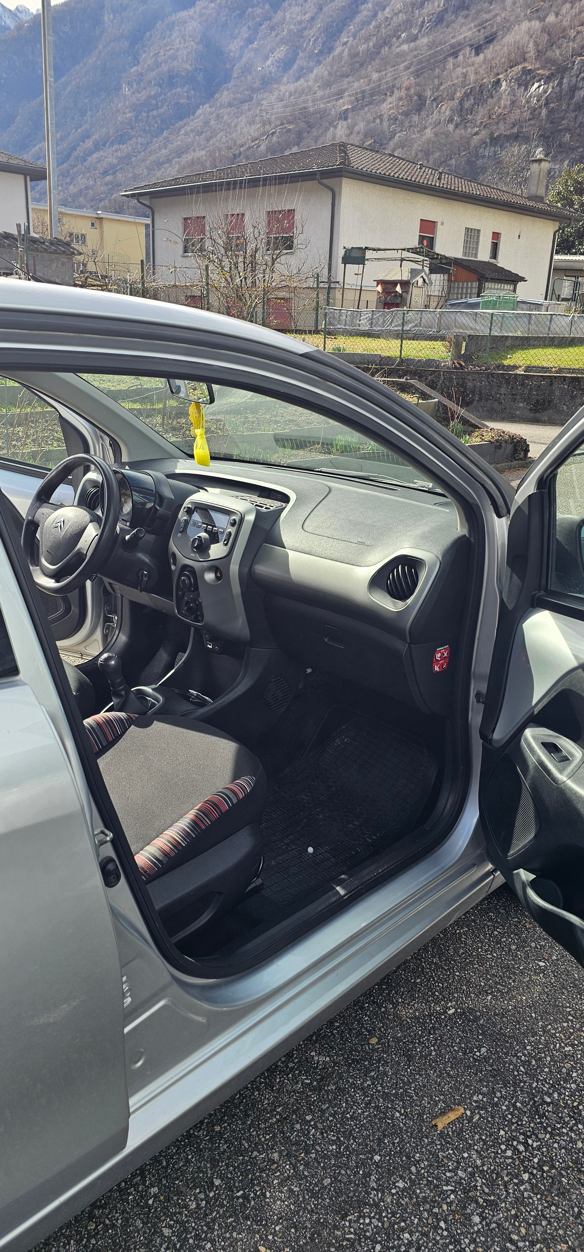 CITROEN C1 1.0 VTi Feel-image-3