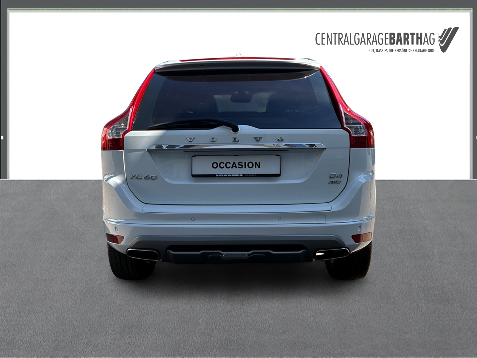 VOLVO XC60 2.4 D4 Momentum AWD S/S-image-6