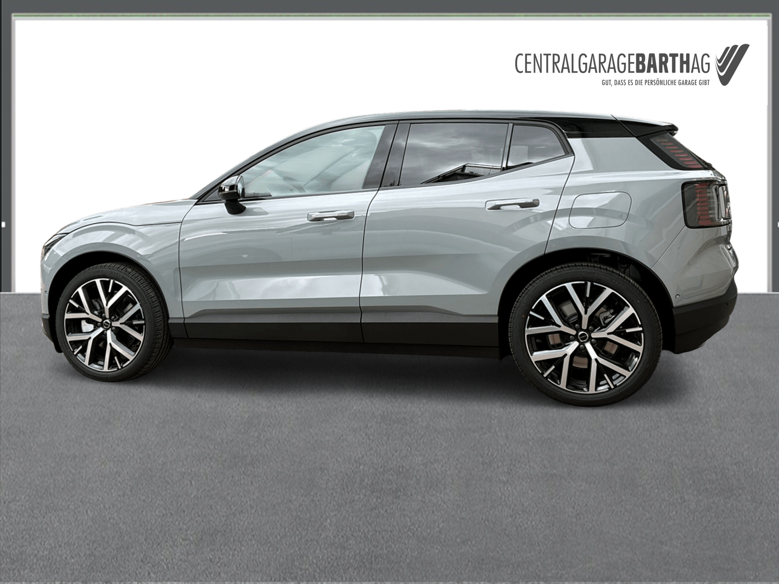 VOLVO XC60 2.4 D4 Momentum AWD S/S-image-3
