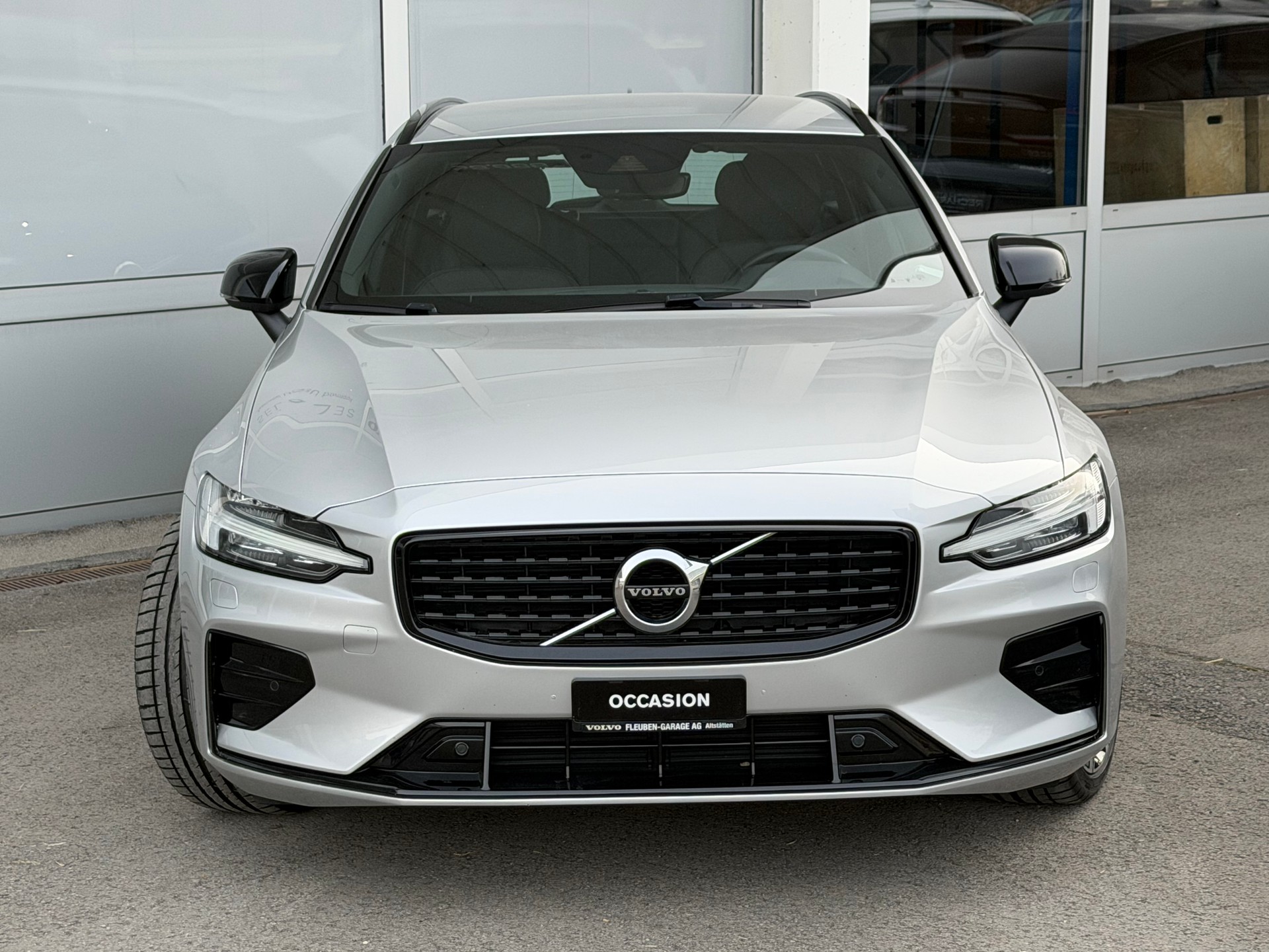 VOLVO V60 B4 Diesel Mild Hybrid R-Design Geartronic-image-20